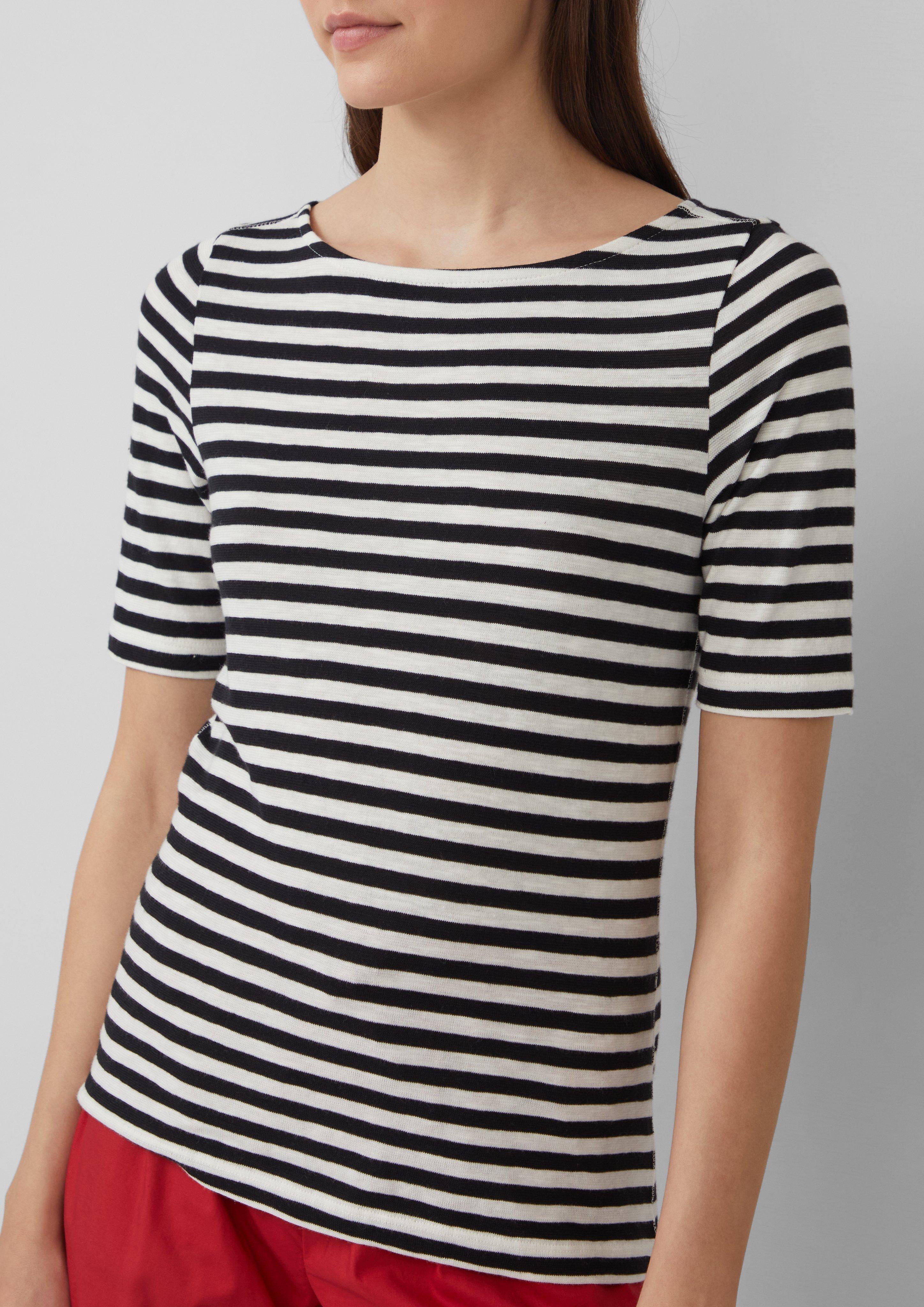 T-shirt in 02G2, 88G2, 50G2, 83G2, 35G2 & 13G2