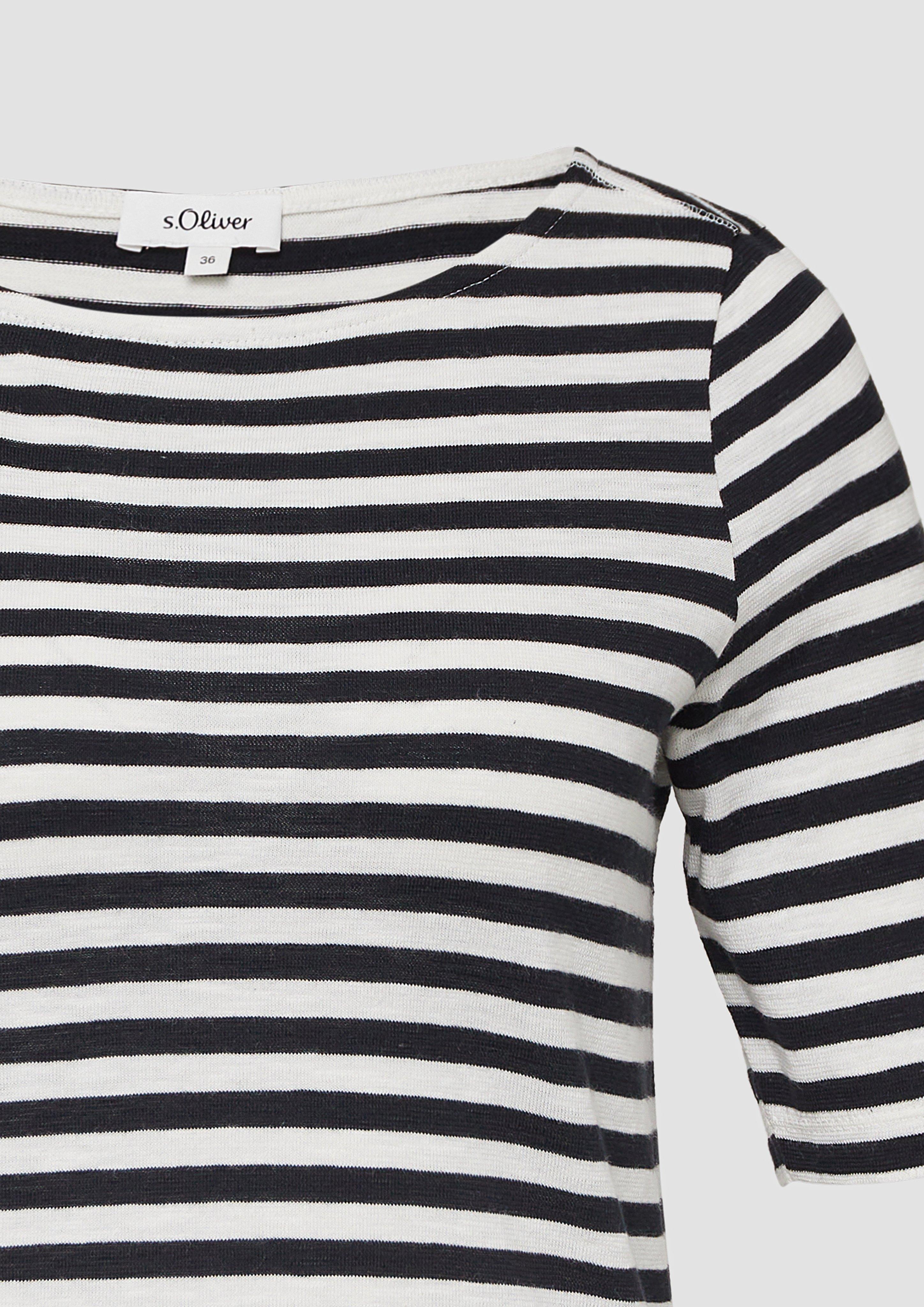 T-shirt in 02G2, 88G2, 50G2, 83G2, 35G2 & 13G2