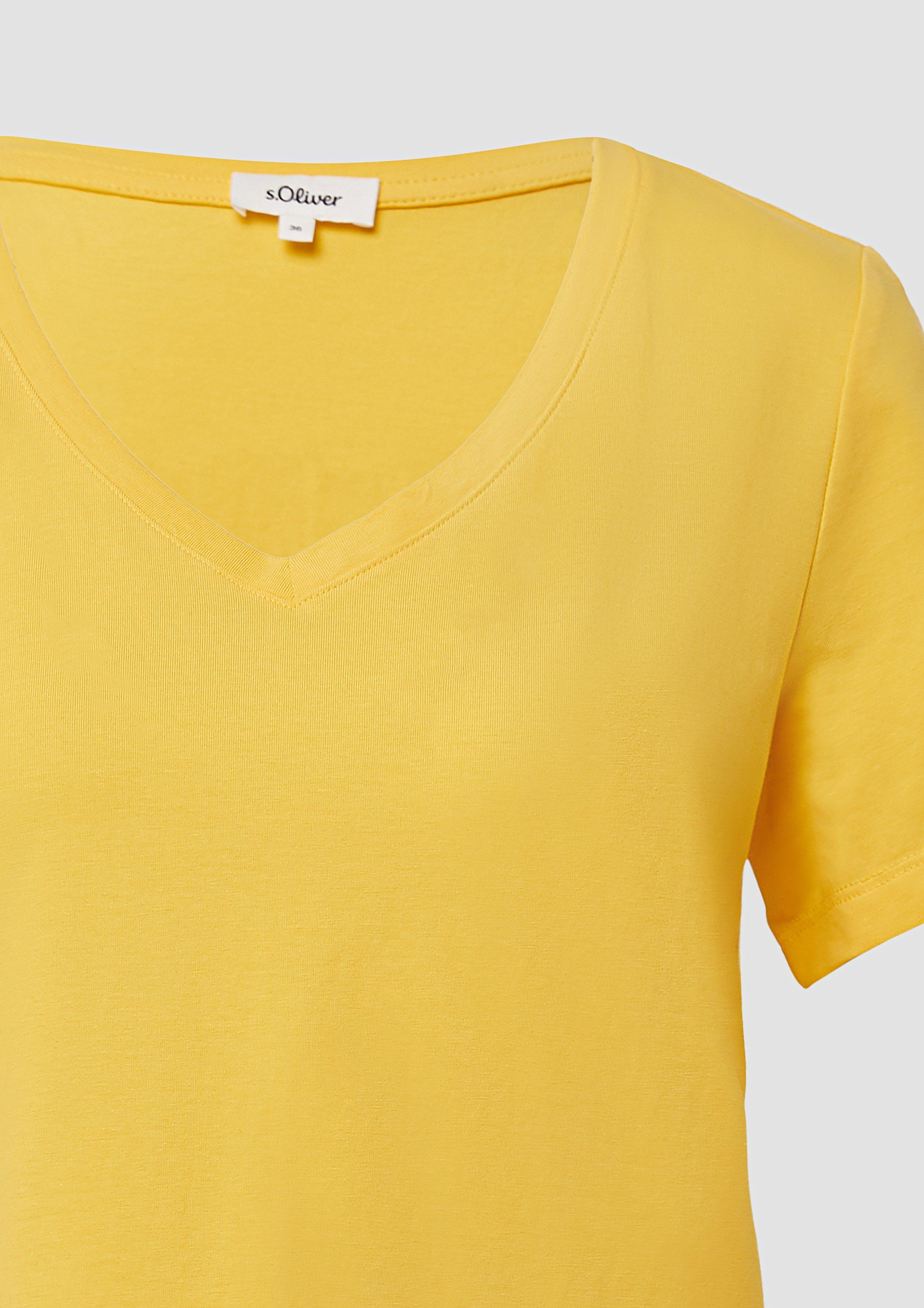 T-shirt in 1395, 8828 & 8363