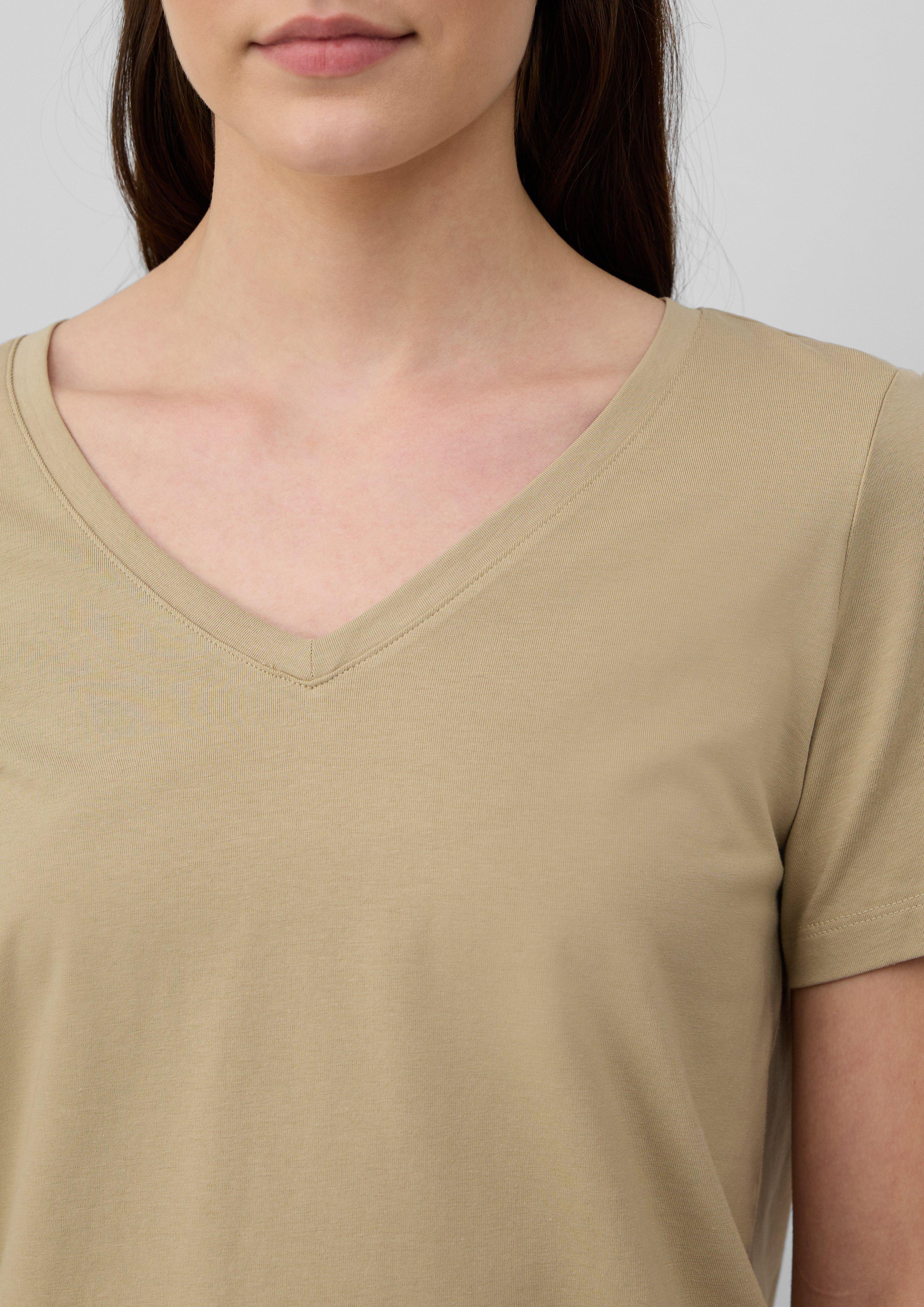 T-Shirt in 8363, 8828 & 1395