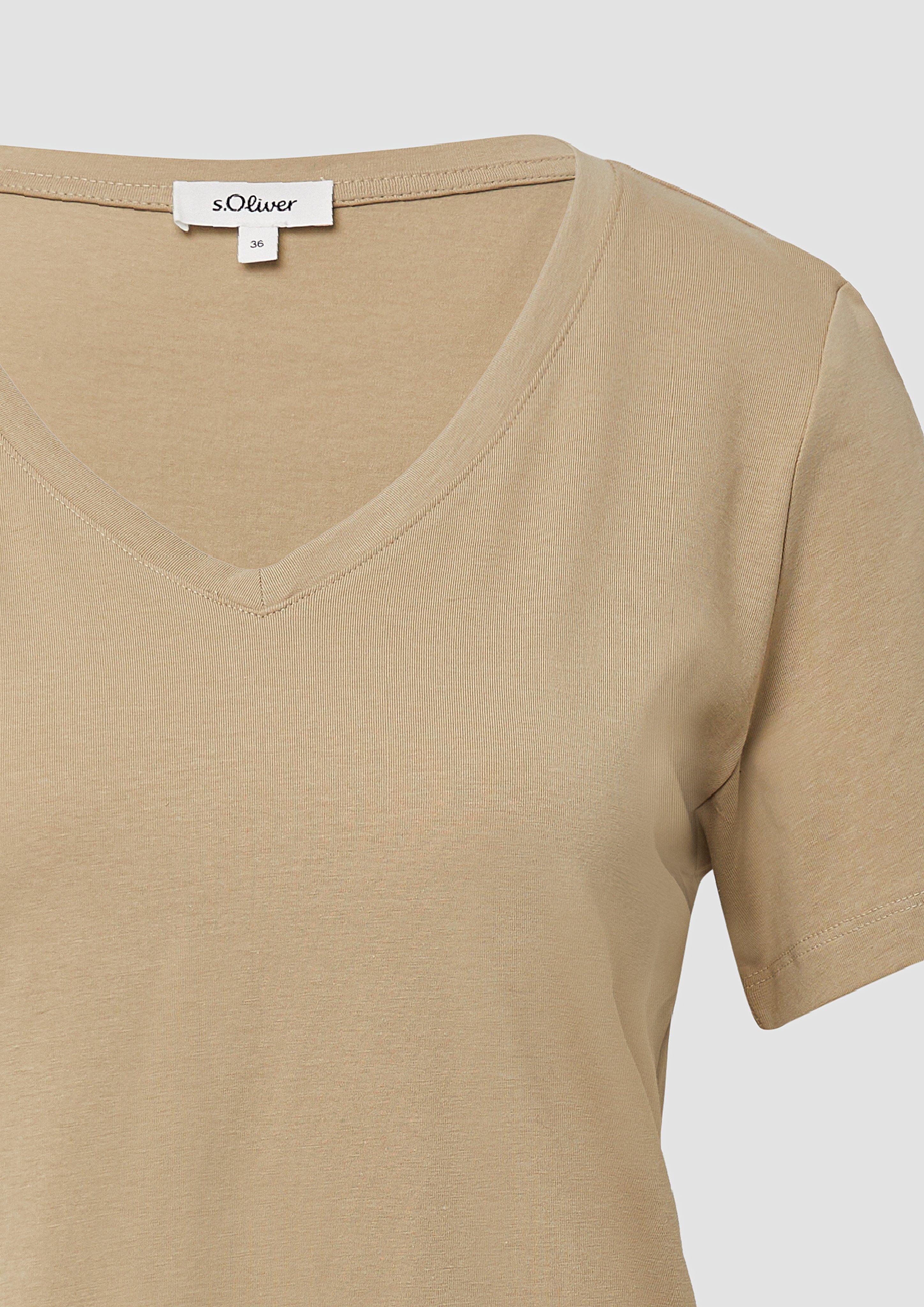 T-Shirt in 8363, 8828 & 1395