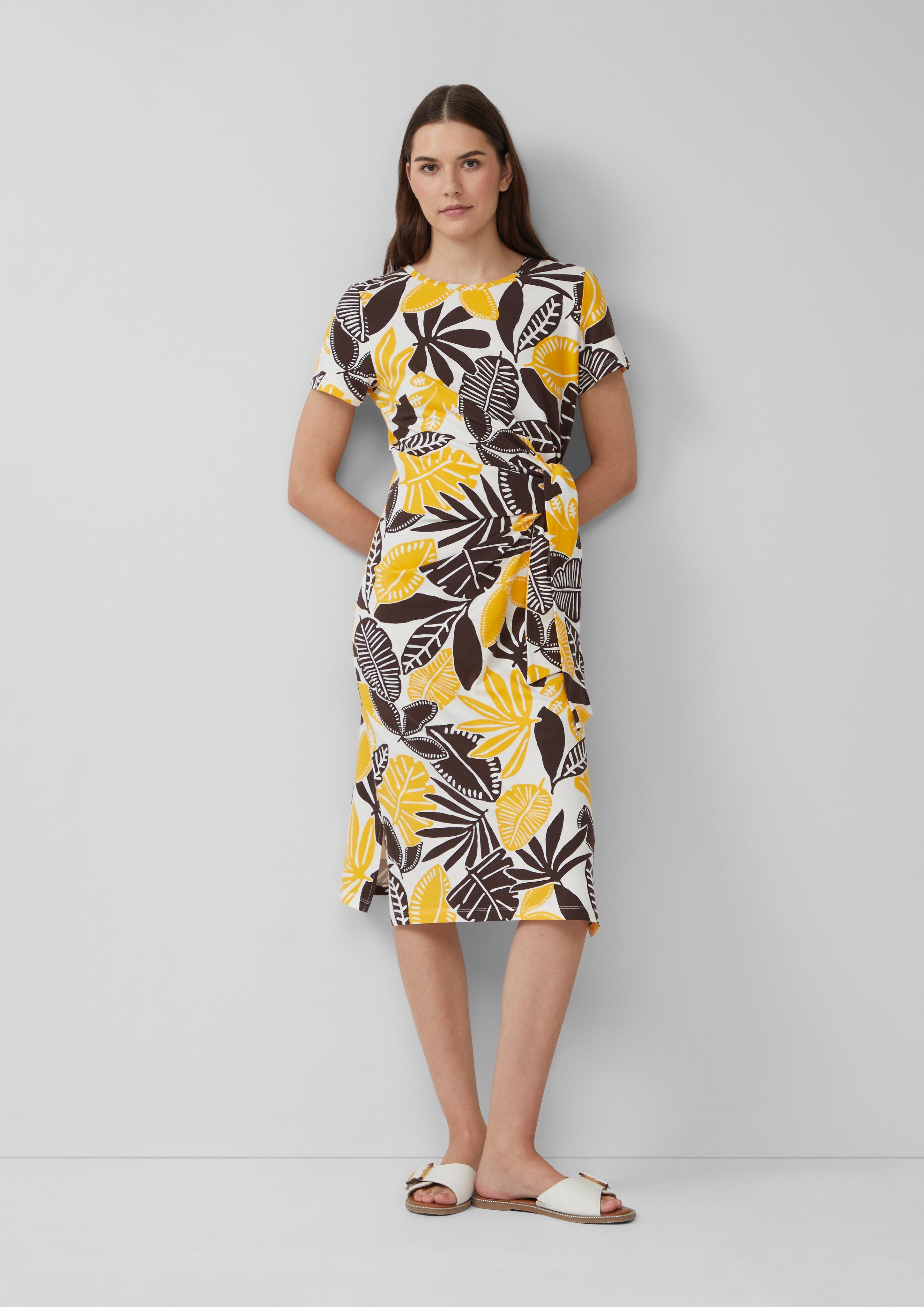 Dress in 02A0, 9999 & 99A0