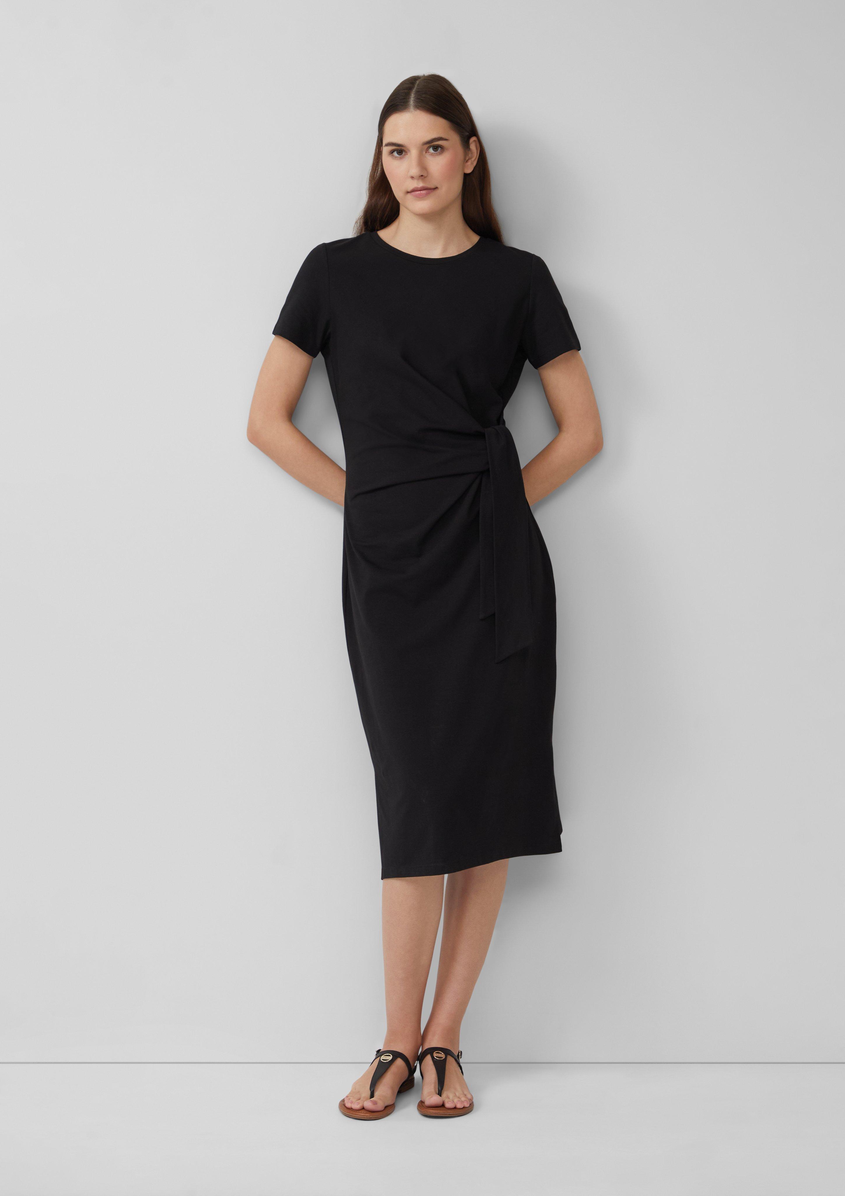 Jurk in 9999, 99A0 & 02A0