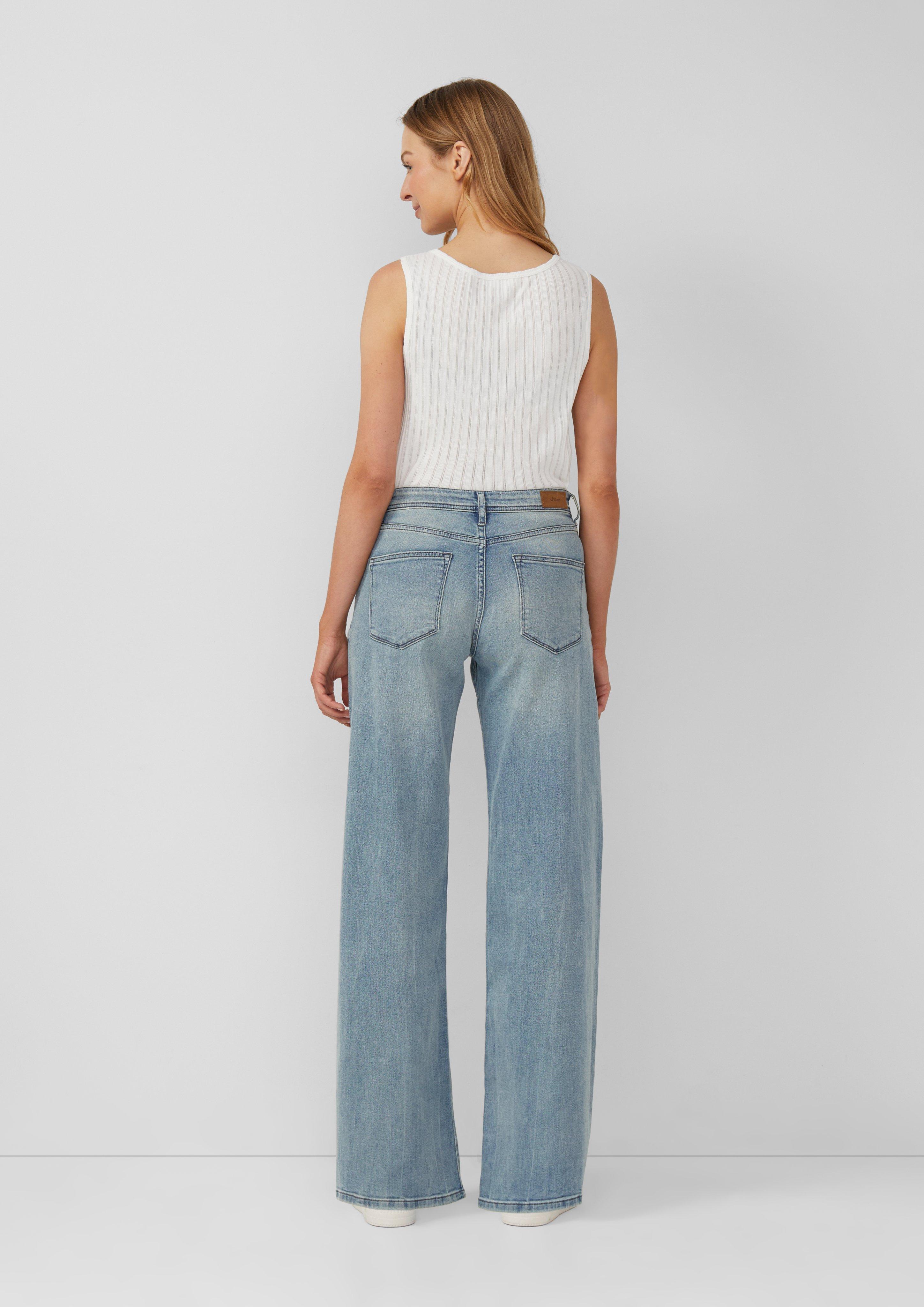 T-Shirt in 0210 & 9999