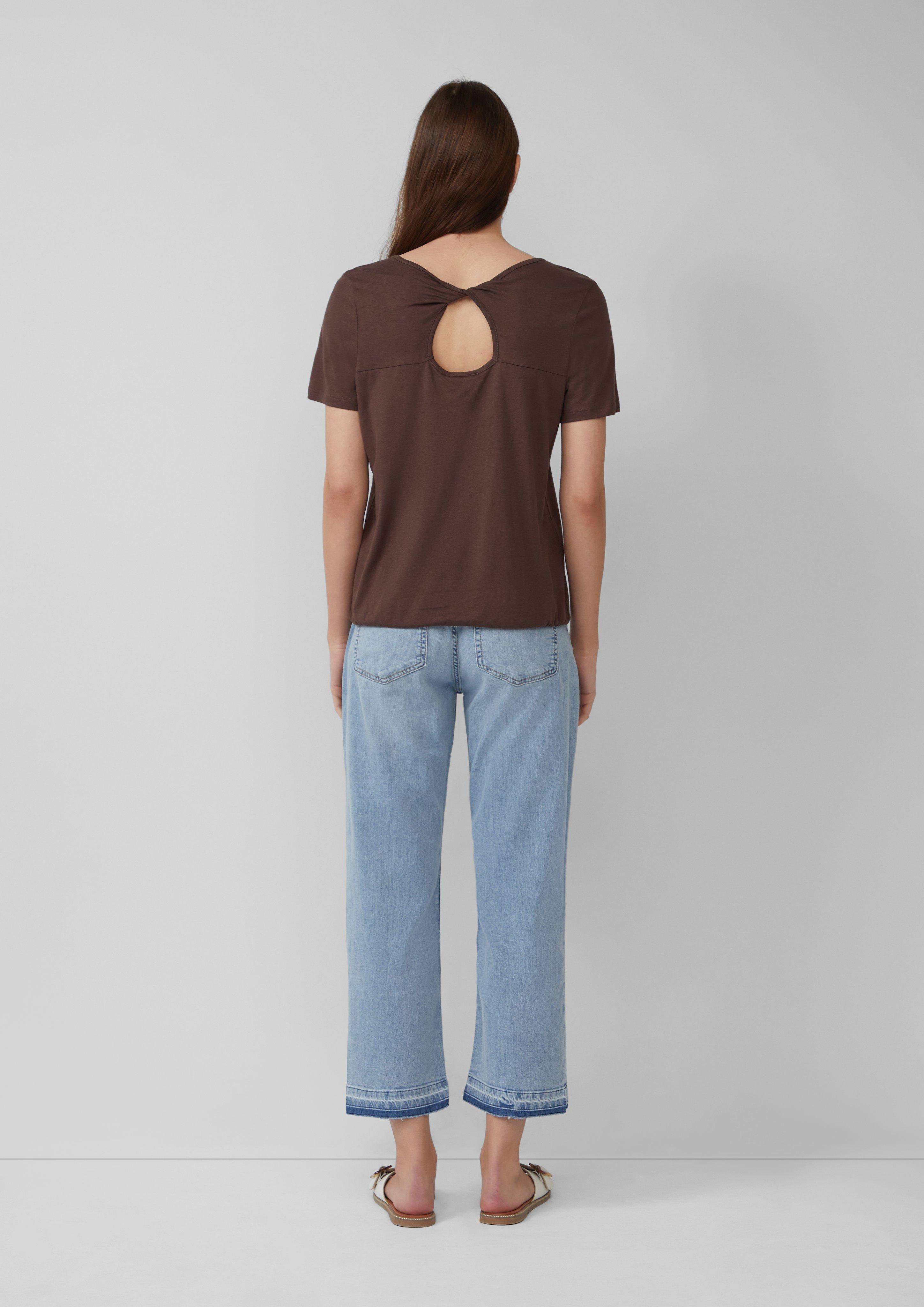 T-shirt in 8828, 99A0, 9999, 3533, 35A1 & 02A0