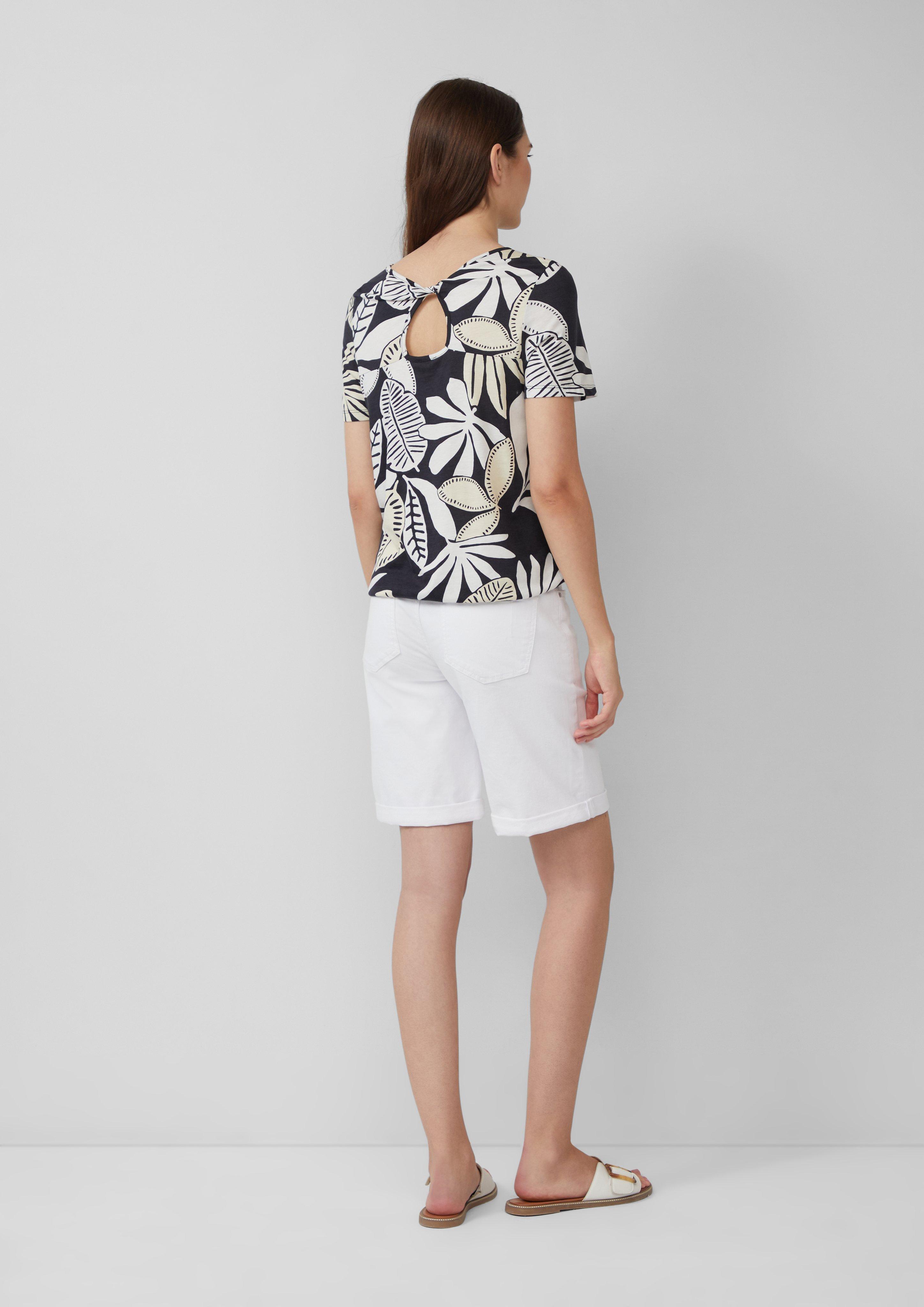 T-shirt in 99A0, 9999, 3533, 35A1, 02A0 & 8828