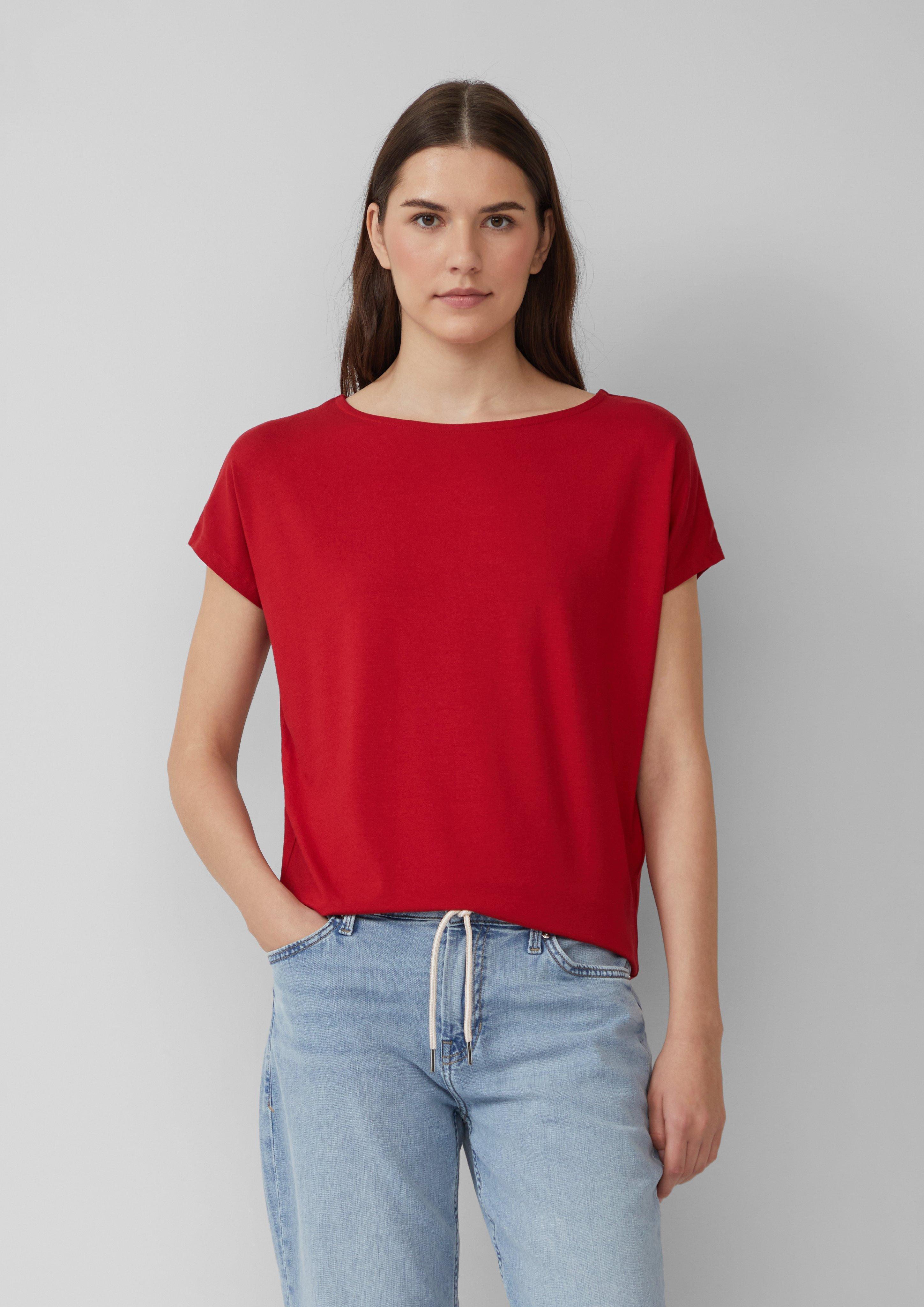 T-shirt in 3533, 8828 & 1395