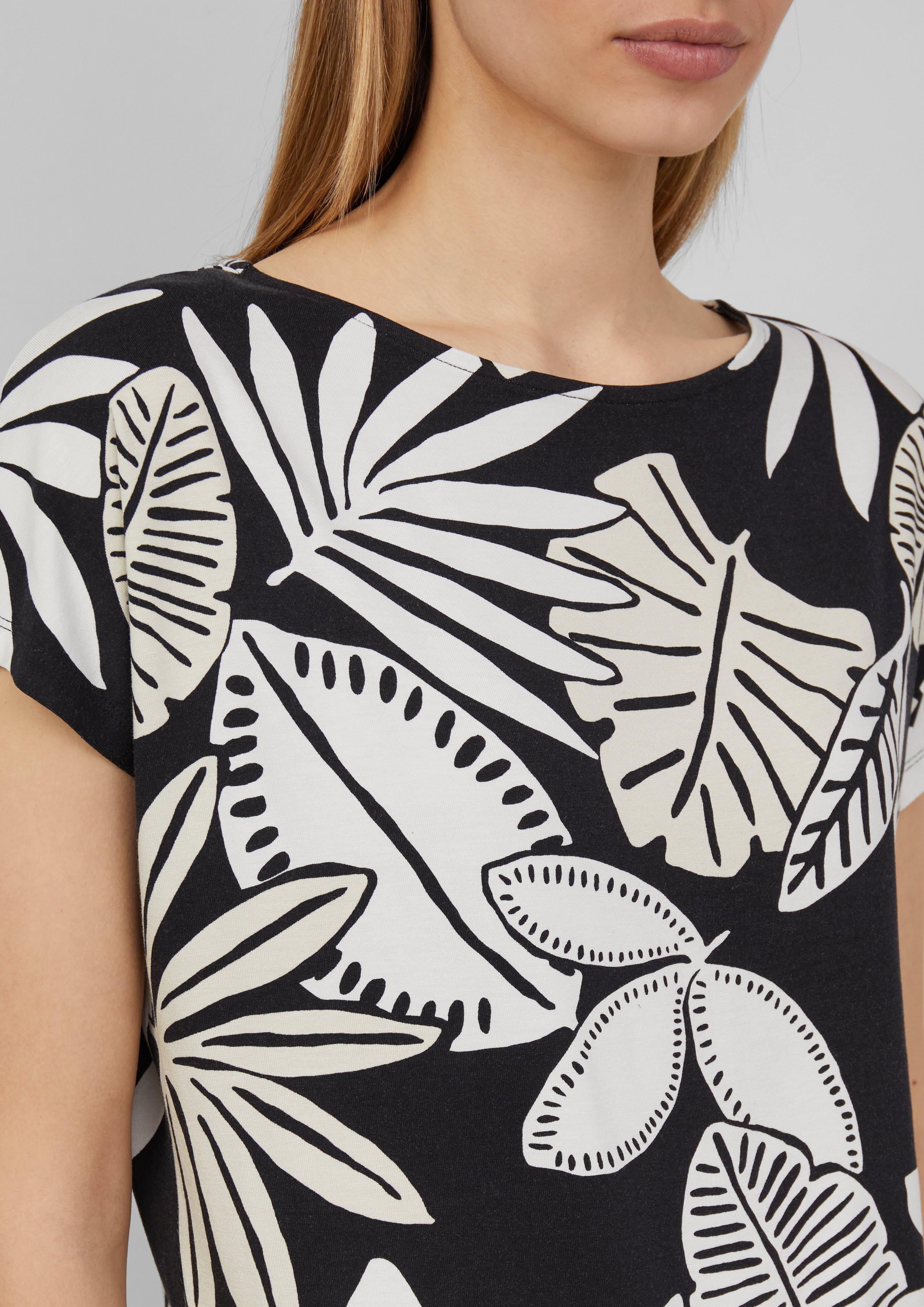 T-Shirt in 99A0, 35A1 & 02A0