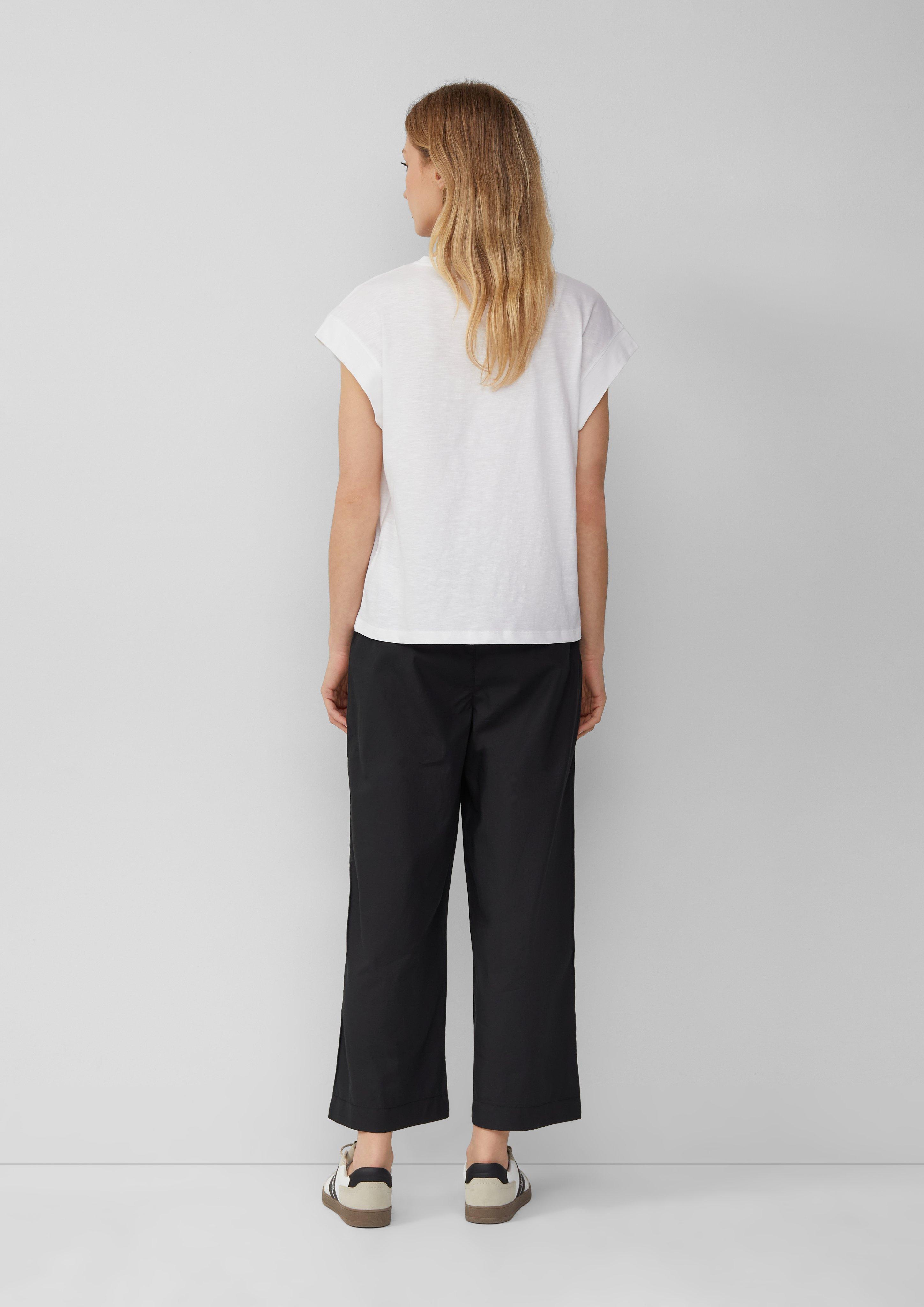 T-Shirt in 01D0, 60D3, 88D0, 07D1, 99D1 & 35D2