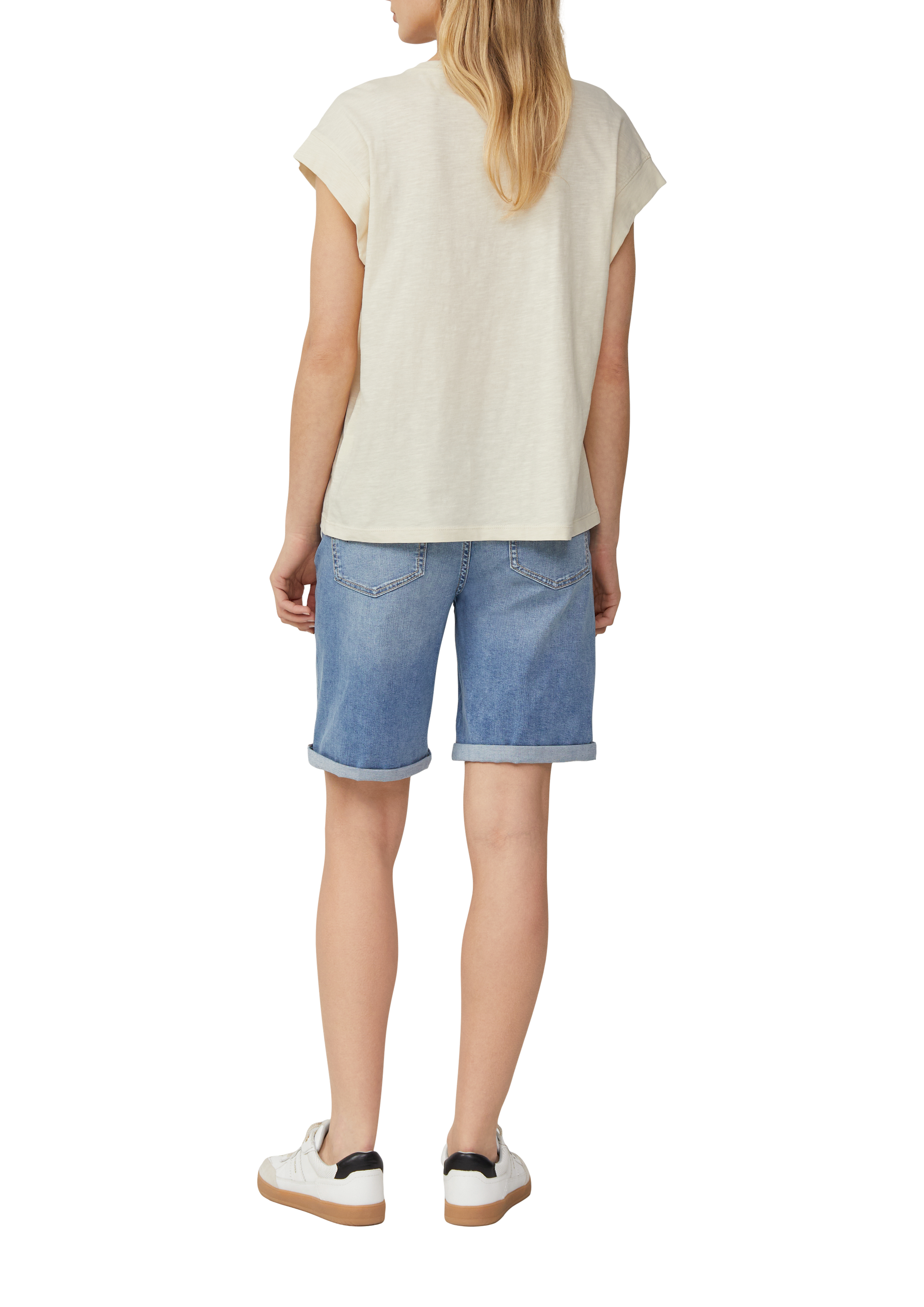 Thumbnail - T-Shirt