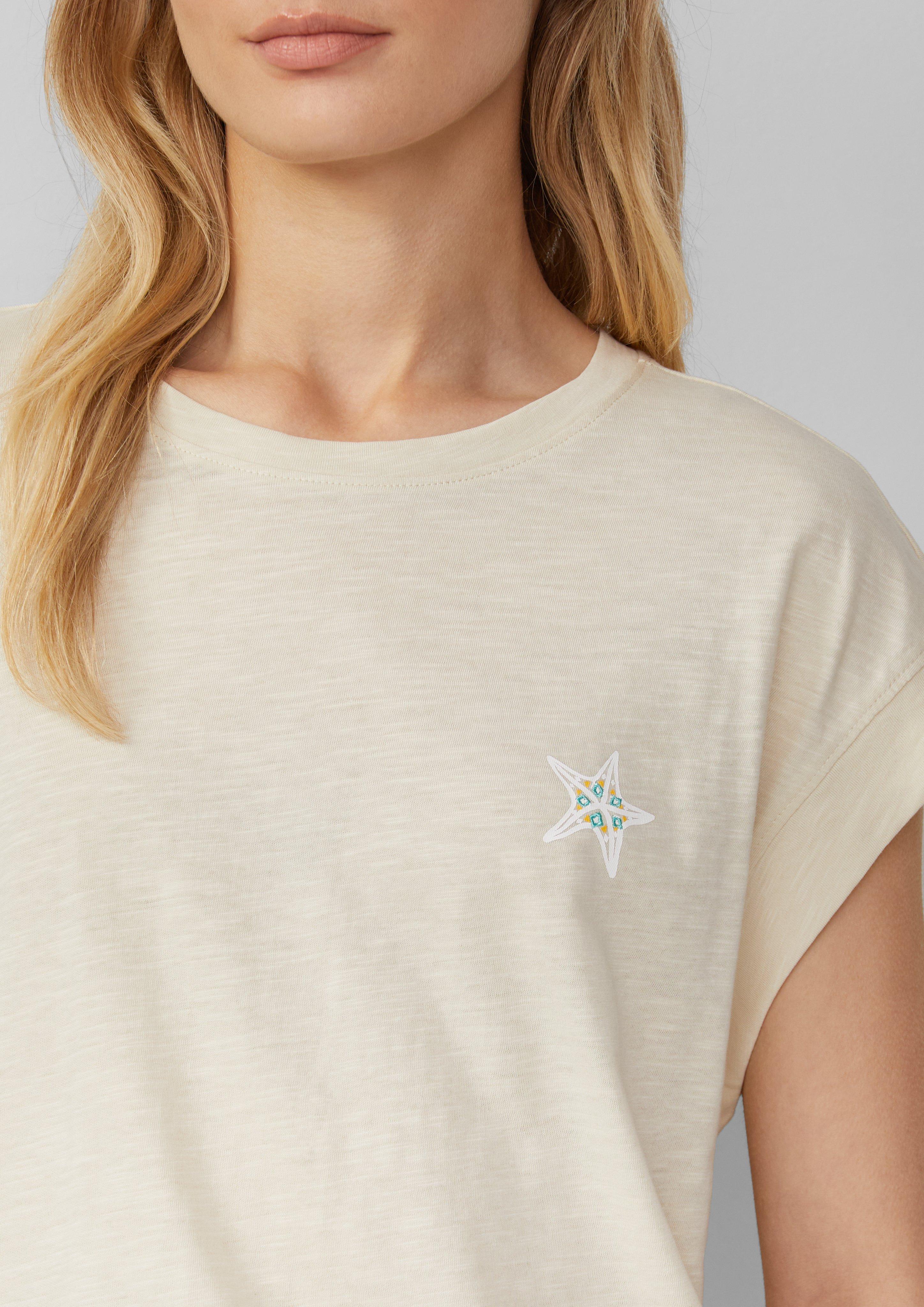 T-shirt in 07D1, 60D3, 88D0, 99D1, 35D2 & 01D0