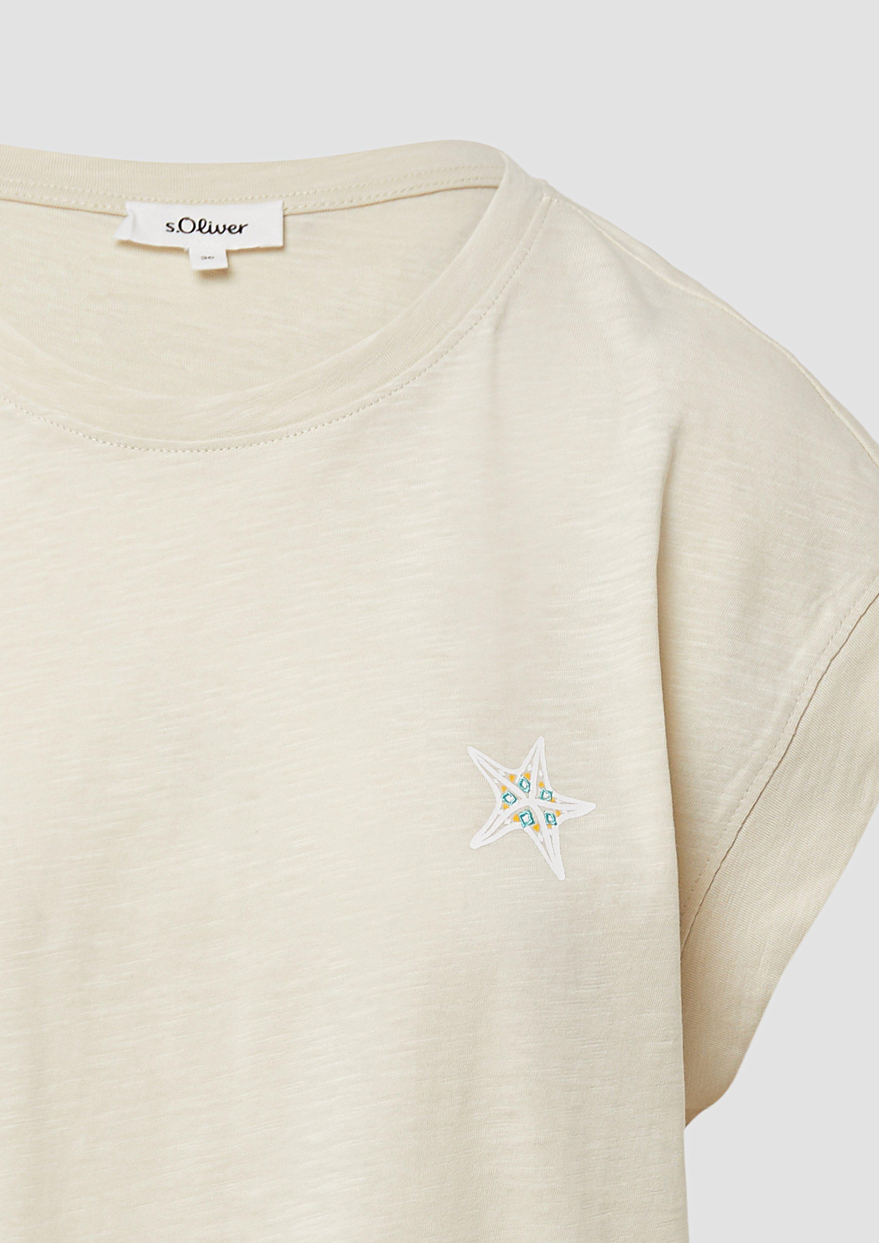 T-shirt in 07D1, 60D3, 88D0, 99D1, 35D2 & 01D0