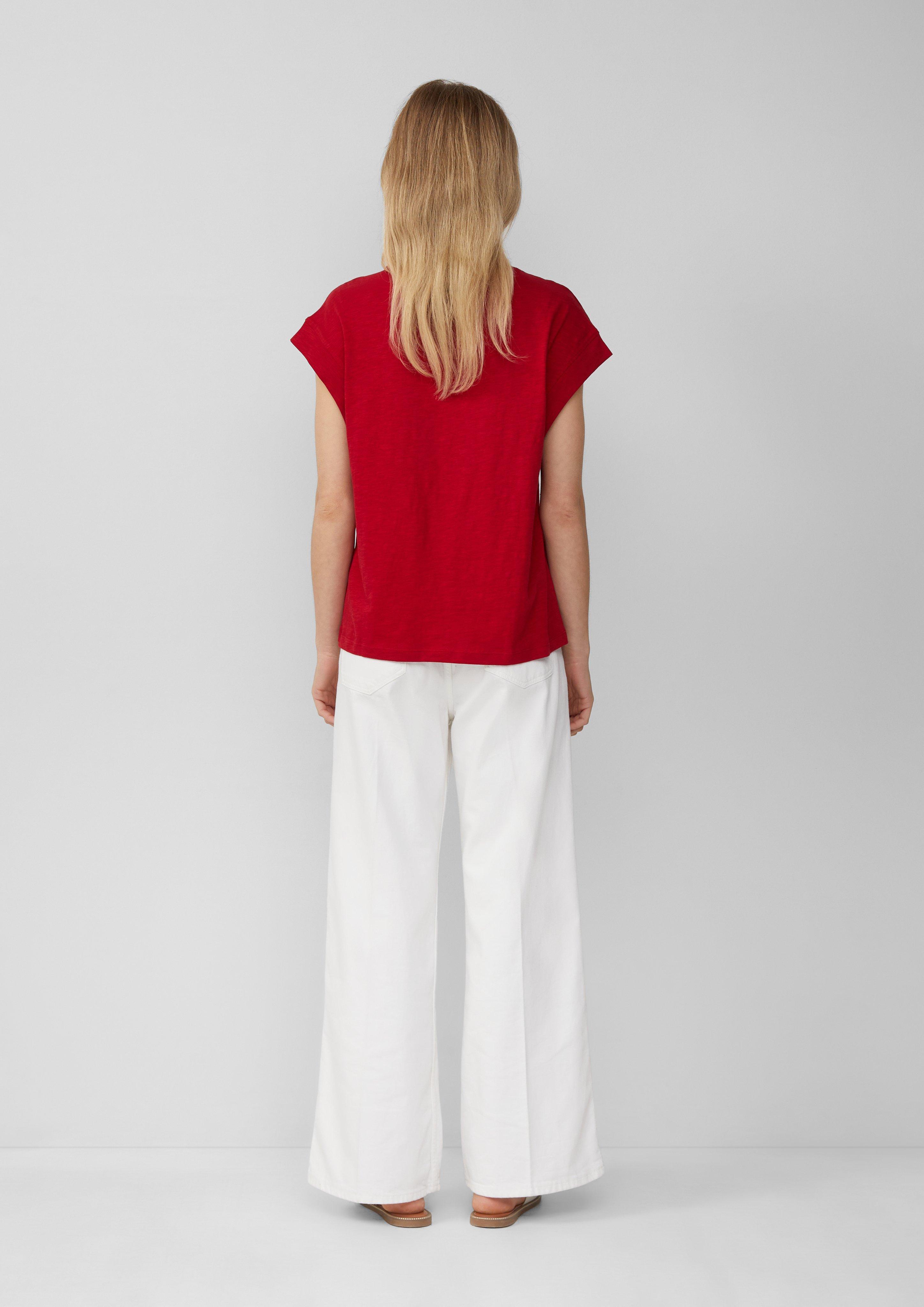 T-shirt in 35D2, 60D3, 88D0, 07D1, 99D1 & 01D0