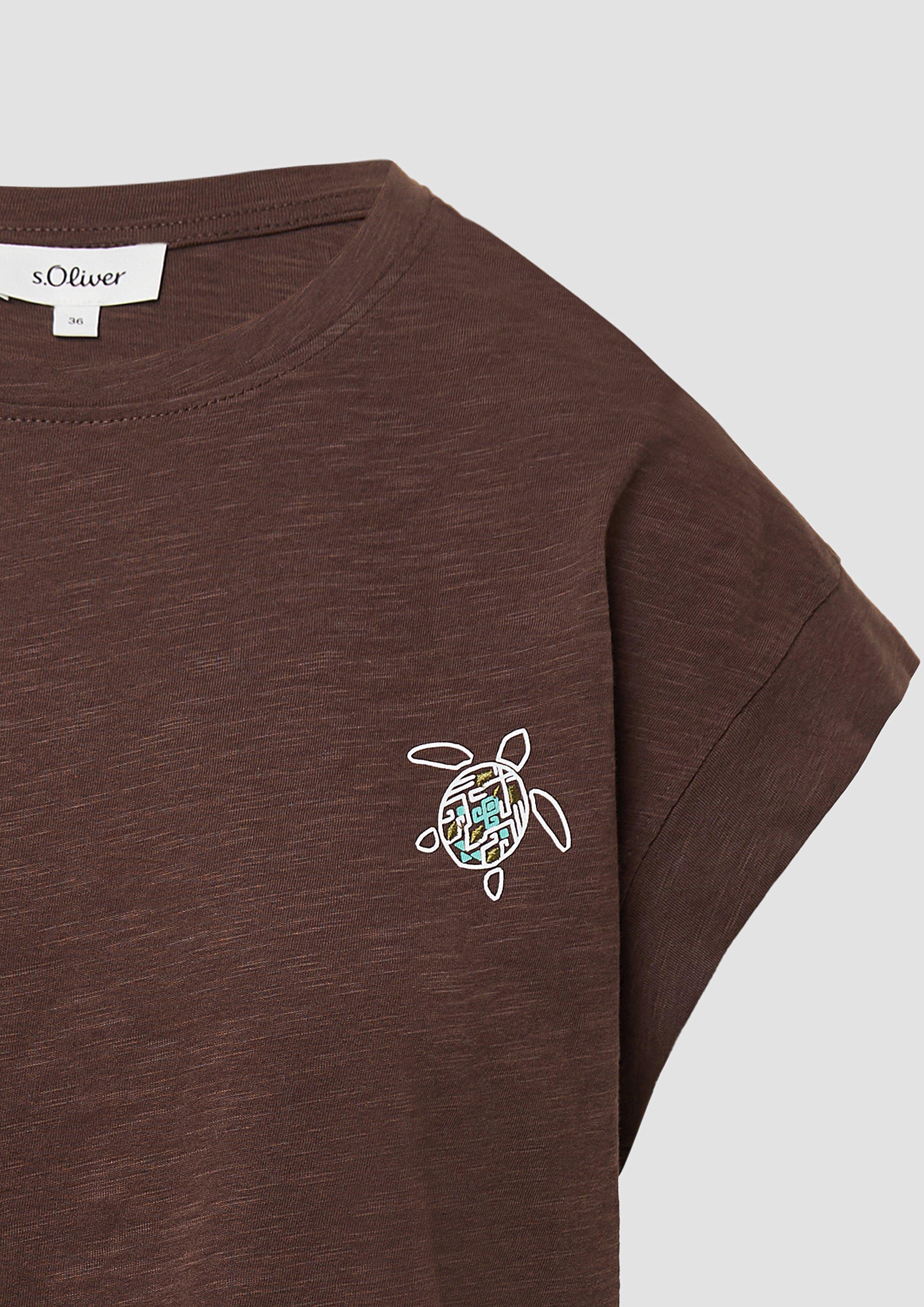 T-shirt in 88D0, 60D3, 07D1, 99D1, 35D2 & 01D0