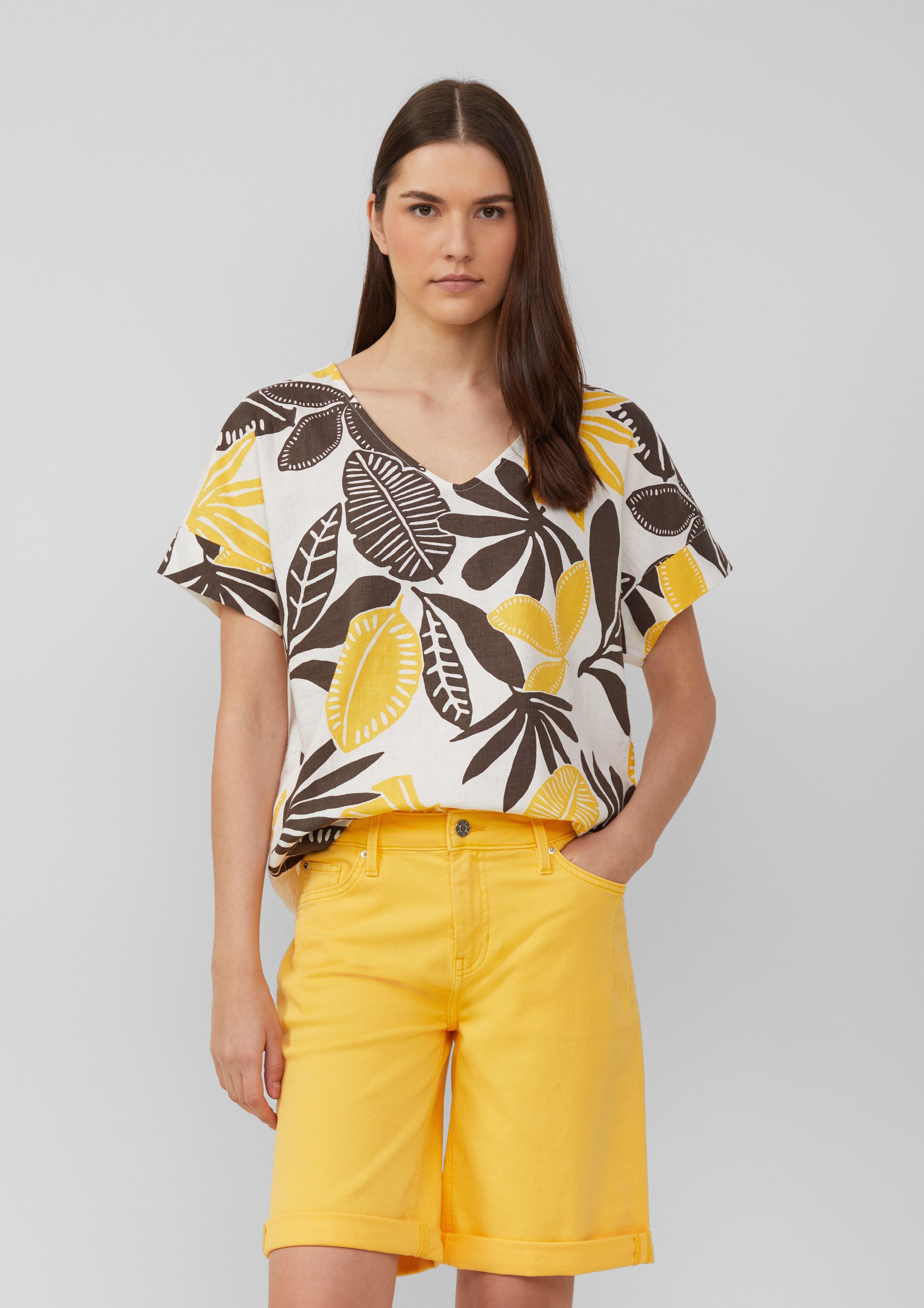 T-shirt in 02A0, 99A0, 0100, 5083, 8828, 50G0 & 83G0