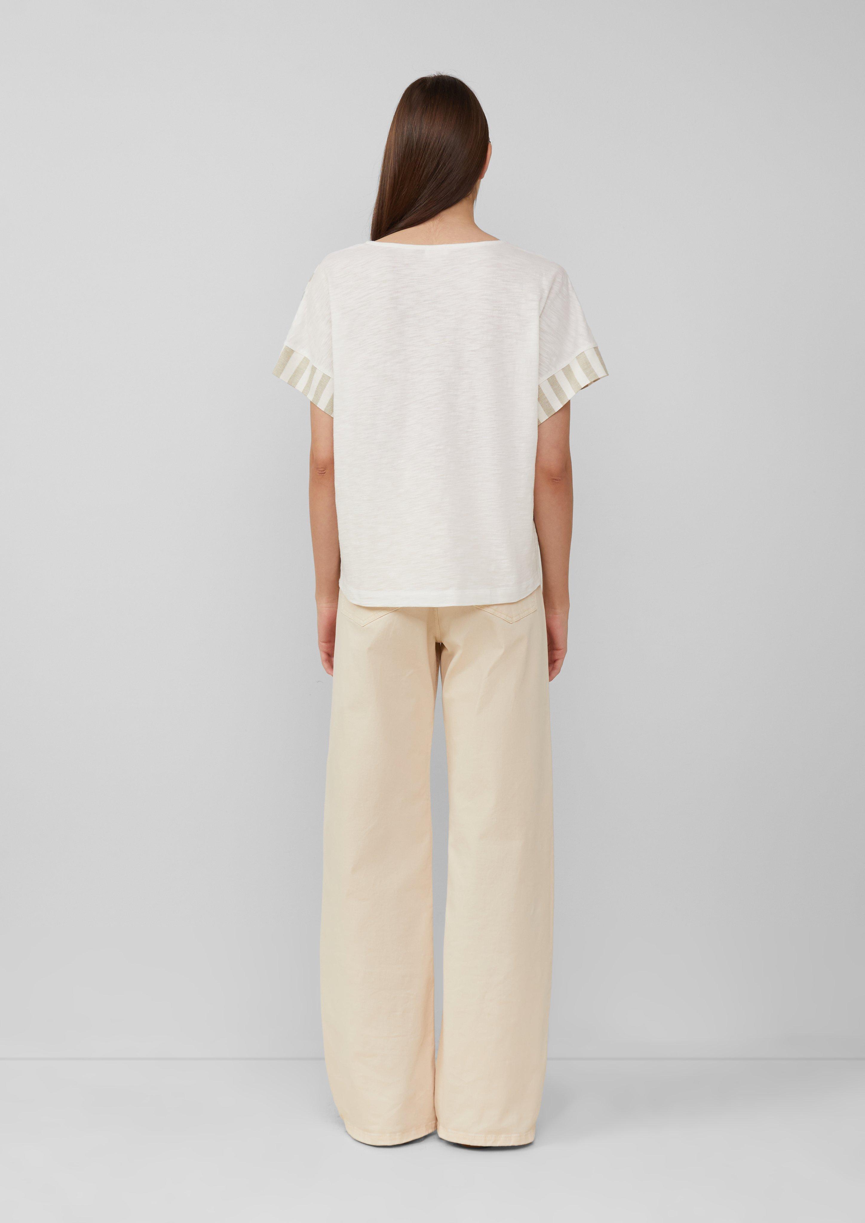 T-shirt in 83G0, 99A0, 02A0, 0100, 5083, 8828 & 50G0