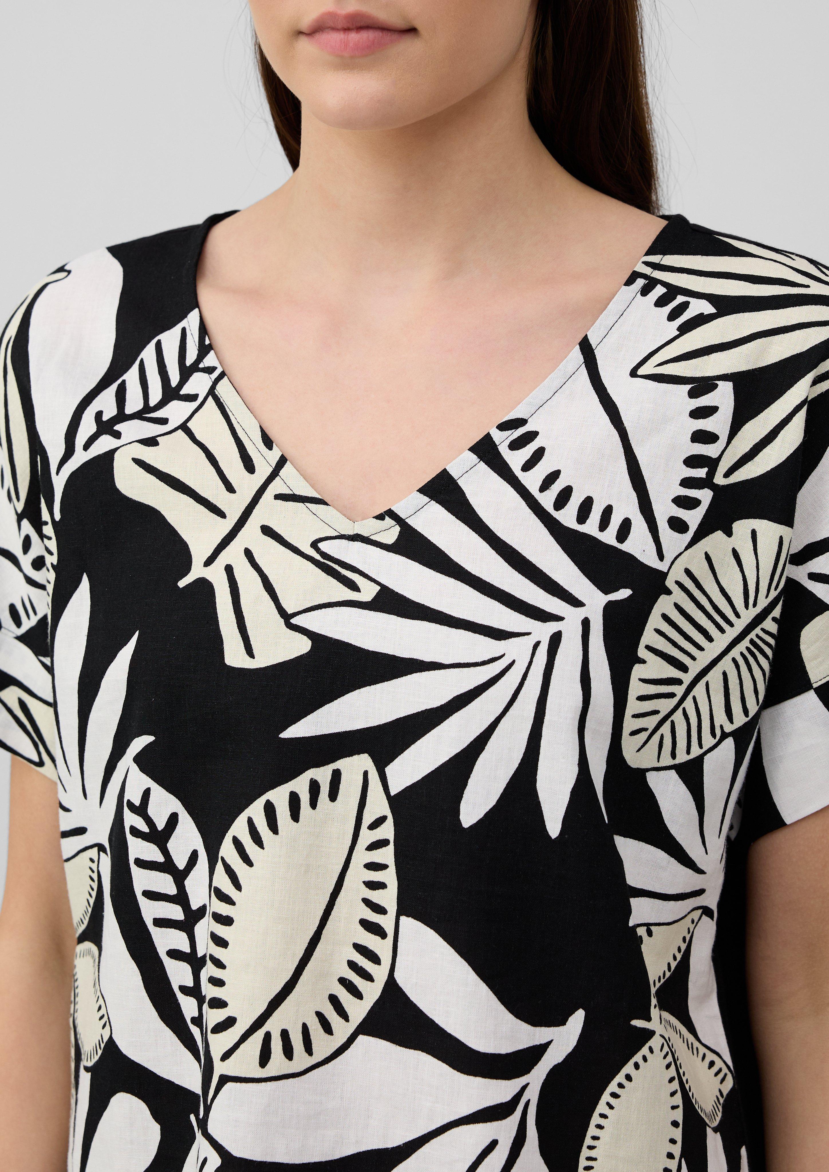 T-shirt in 99A0, 02A0, 0100, 5083, 8828, 50G0 & 83G0