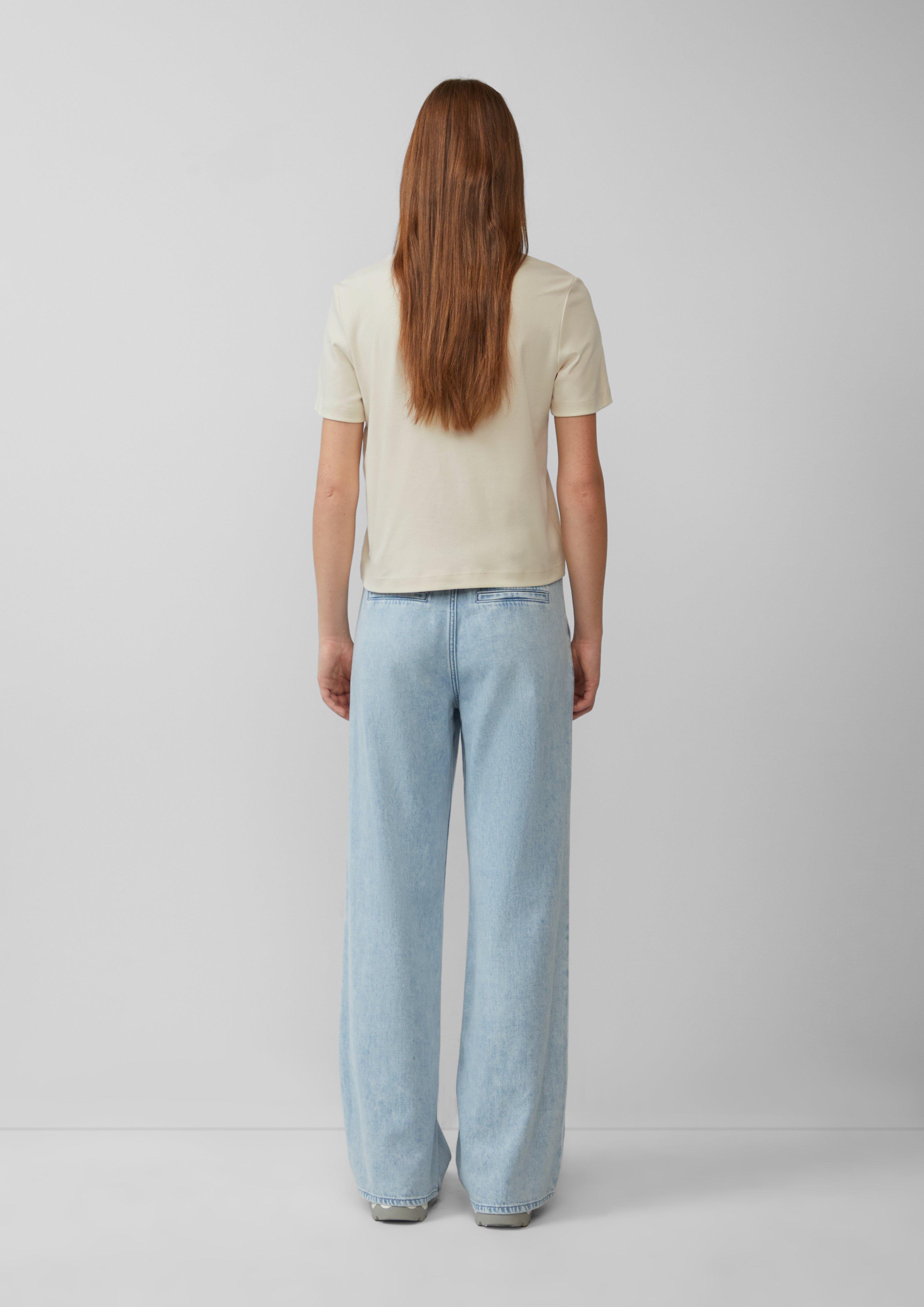 T-Shirt in 0750, 3533, 8828 & 1395