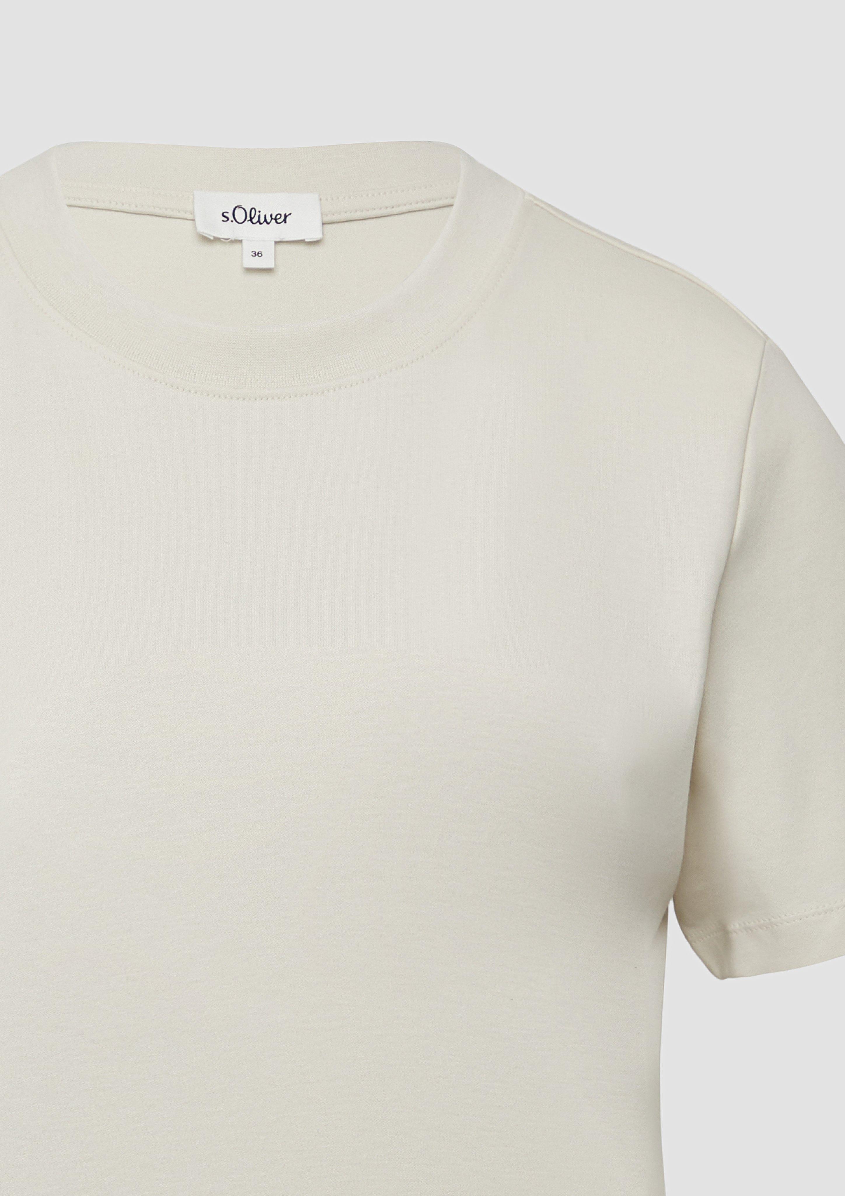 T-Shirt in 0750, 3533, 8828 & 1395