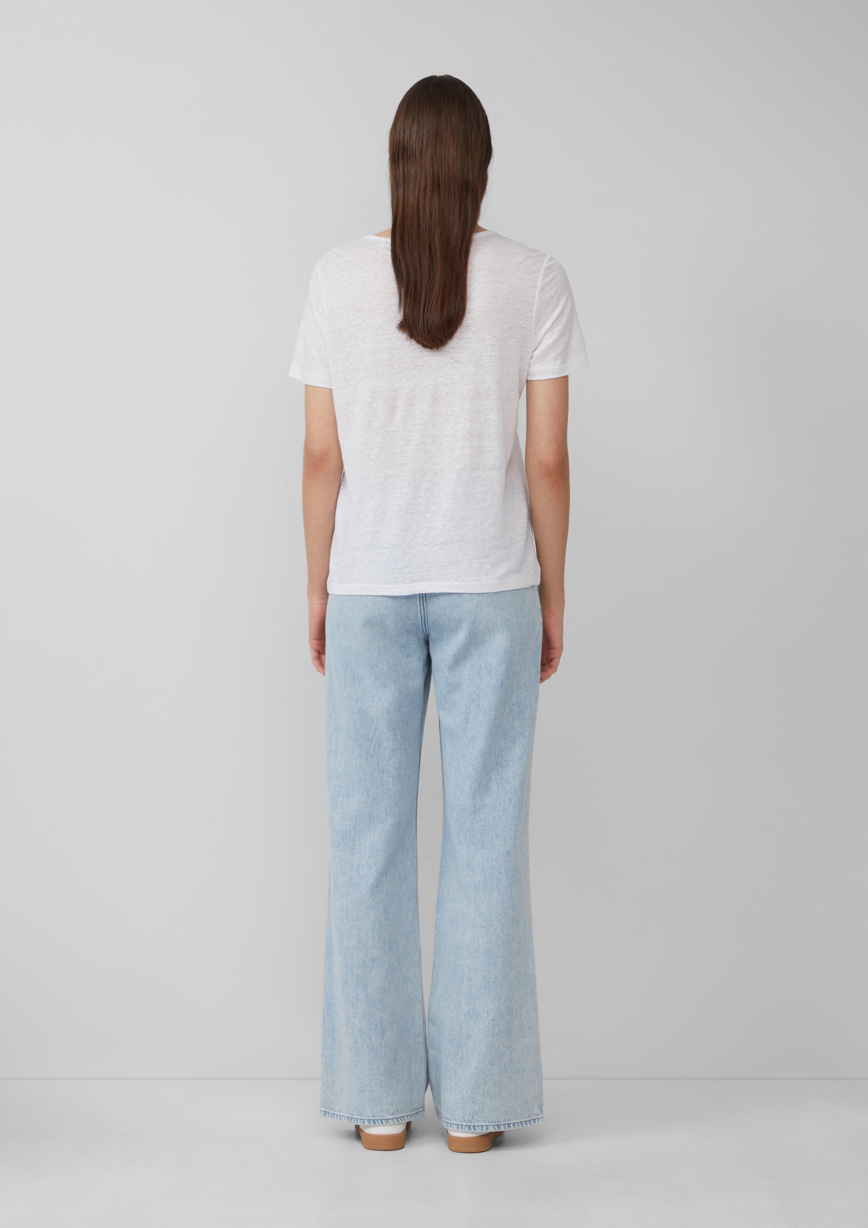 T-Shirt in 0100, 5083, 8828 & 9999