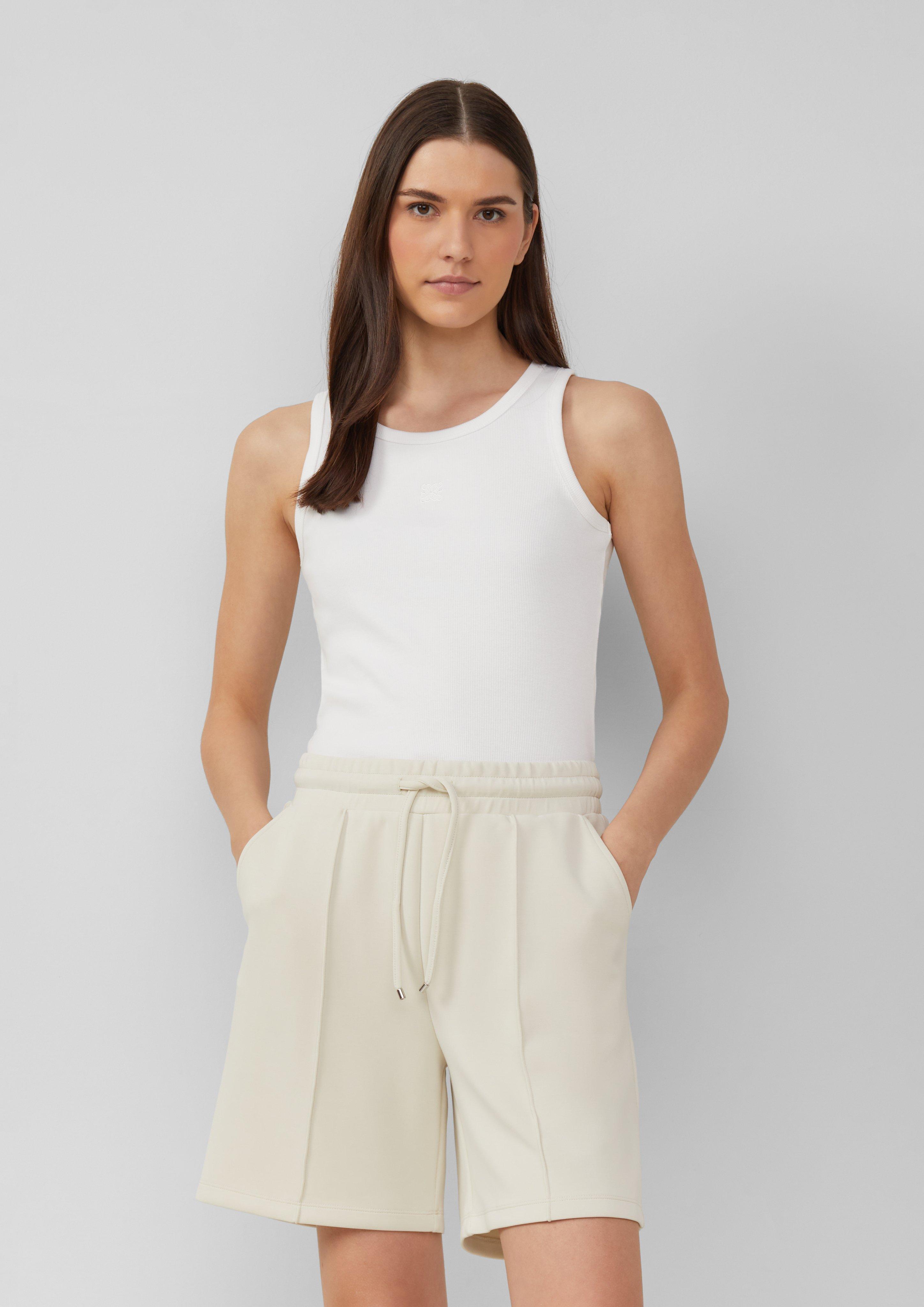 T-Shirt in 0100, 0750, 8828 & 9999