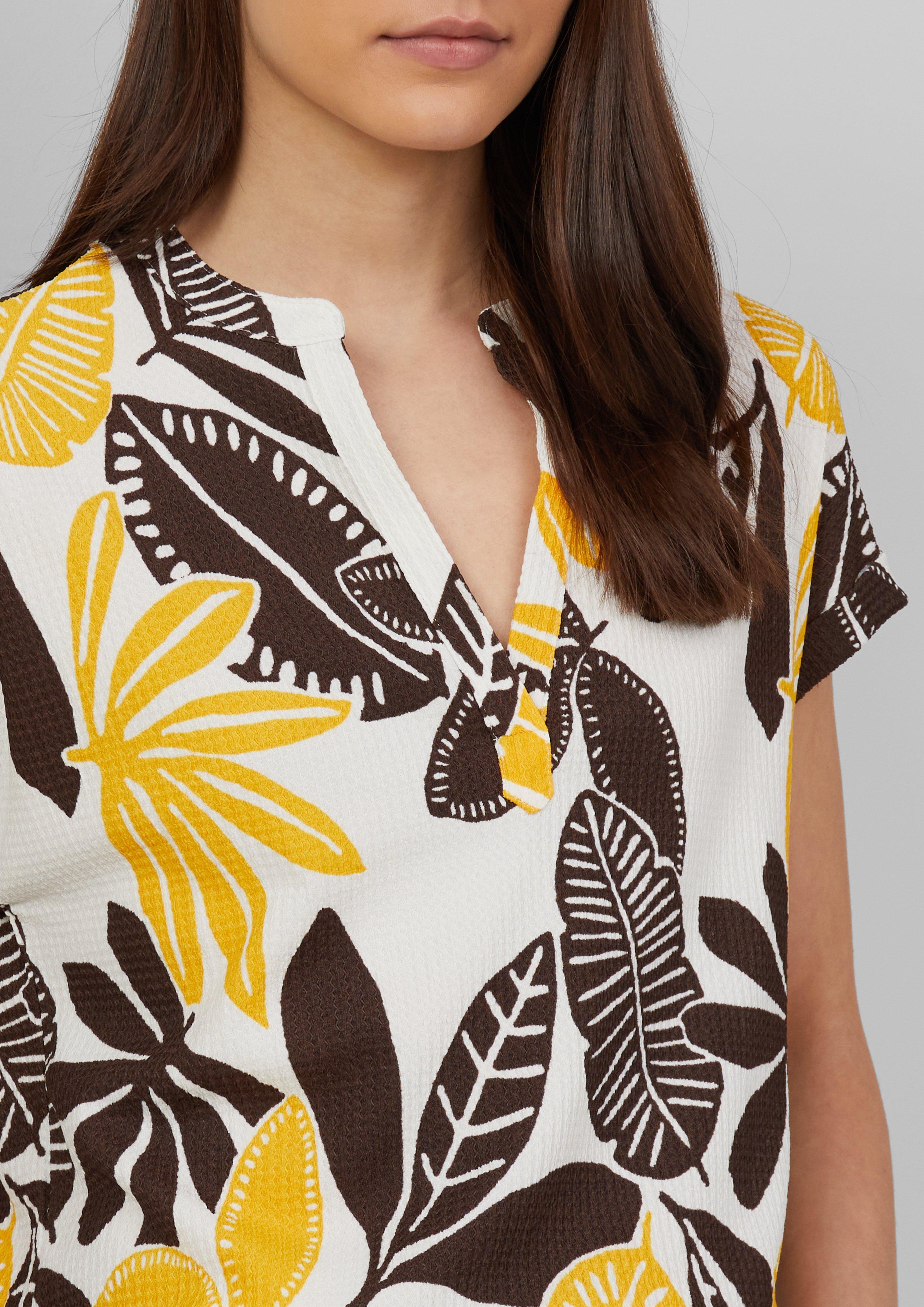 T-shirt in 02A0, 99A0, 9999, 35A1 & 8828