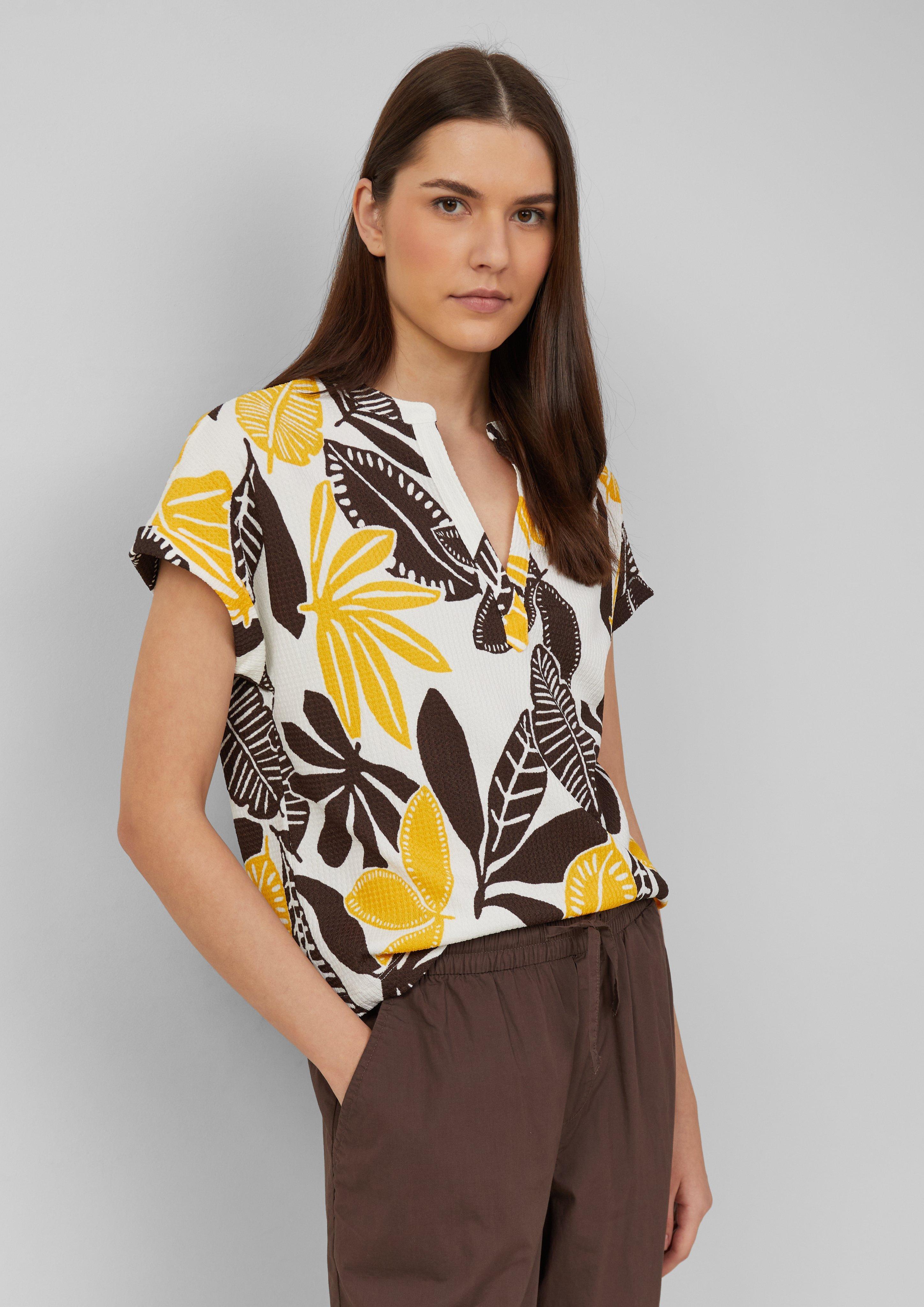 T-shirt in 02A0, 99A0, 9999, 35A1 & 8828