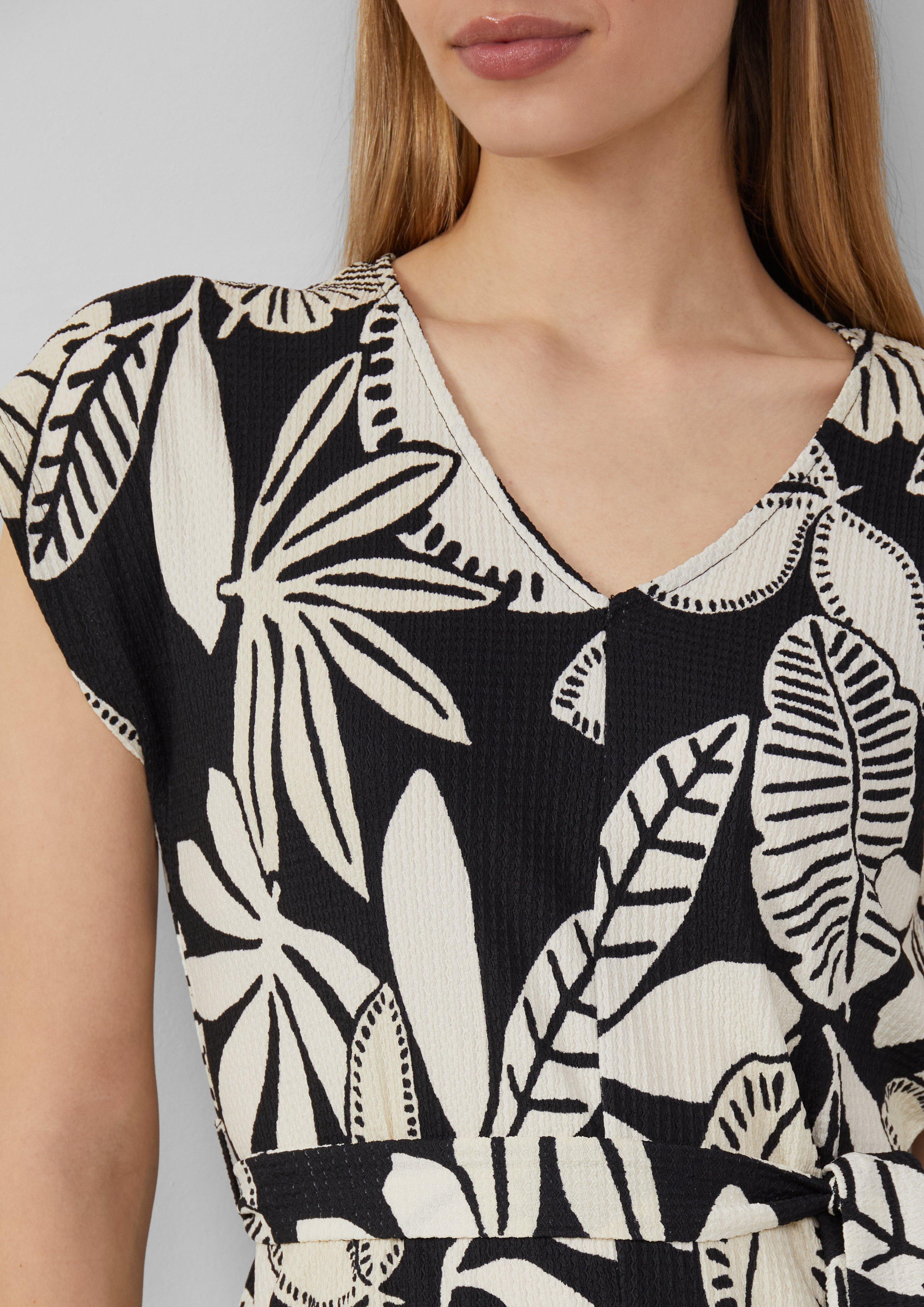 Kleid in 99A0, 02A0 & 35A1