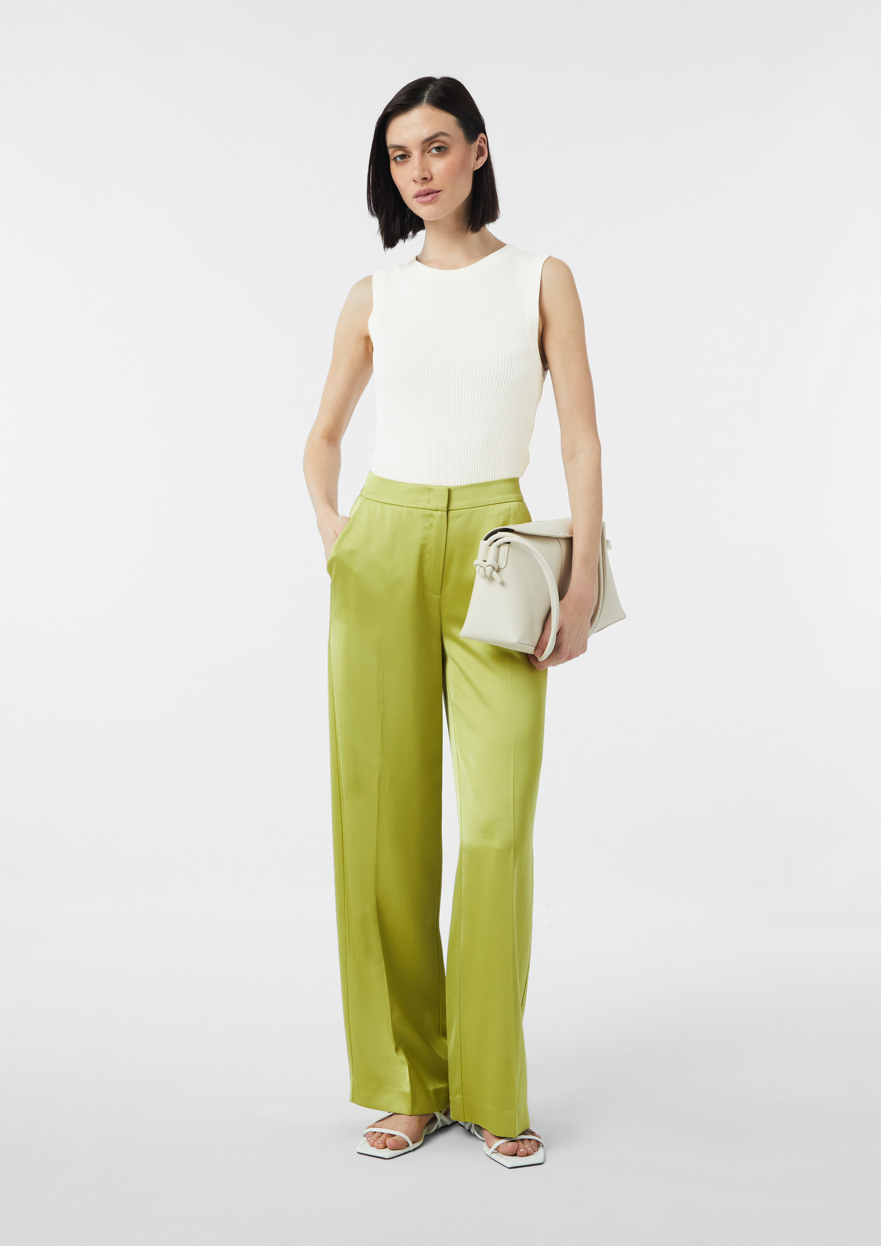 Knitted vest in 0120