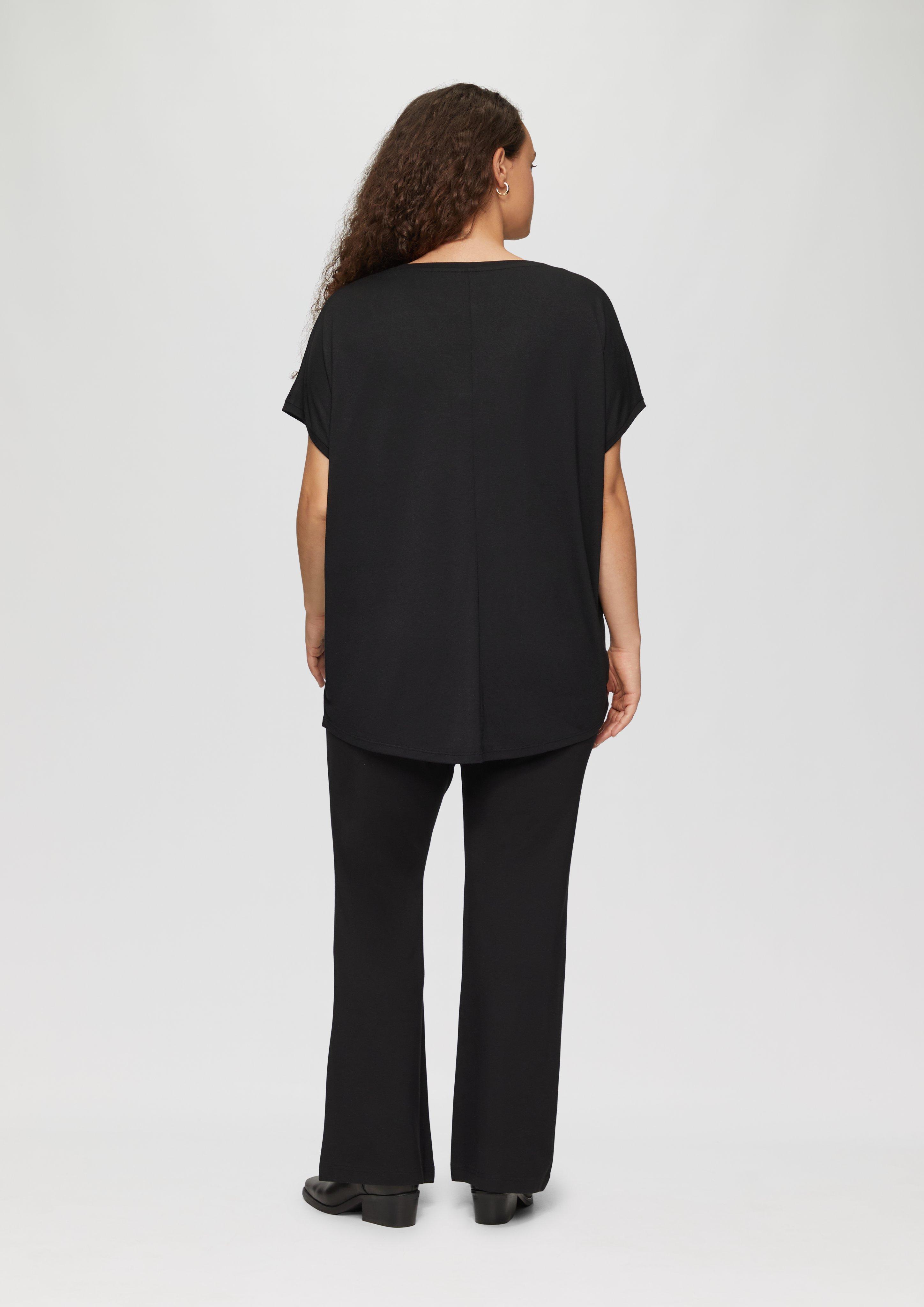 T-shirt in 9999, 0200 & 7854