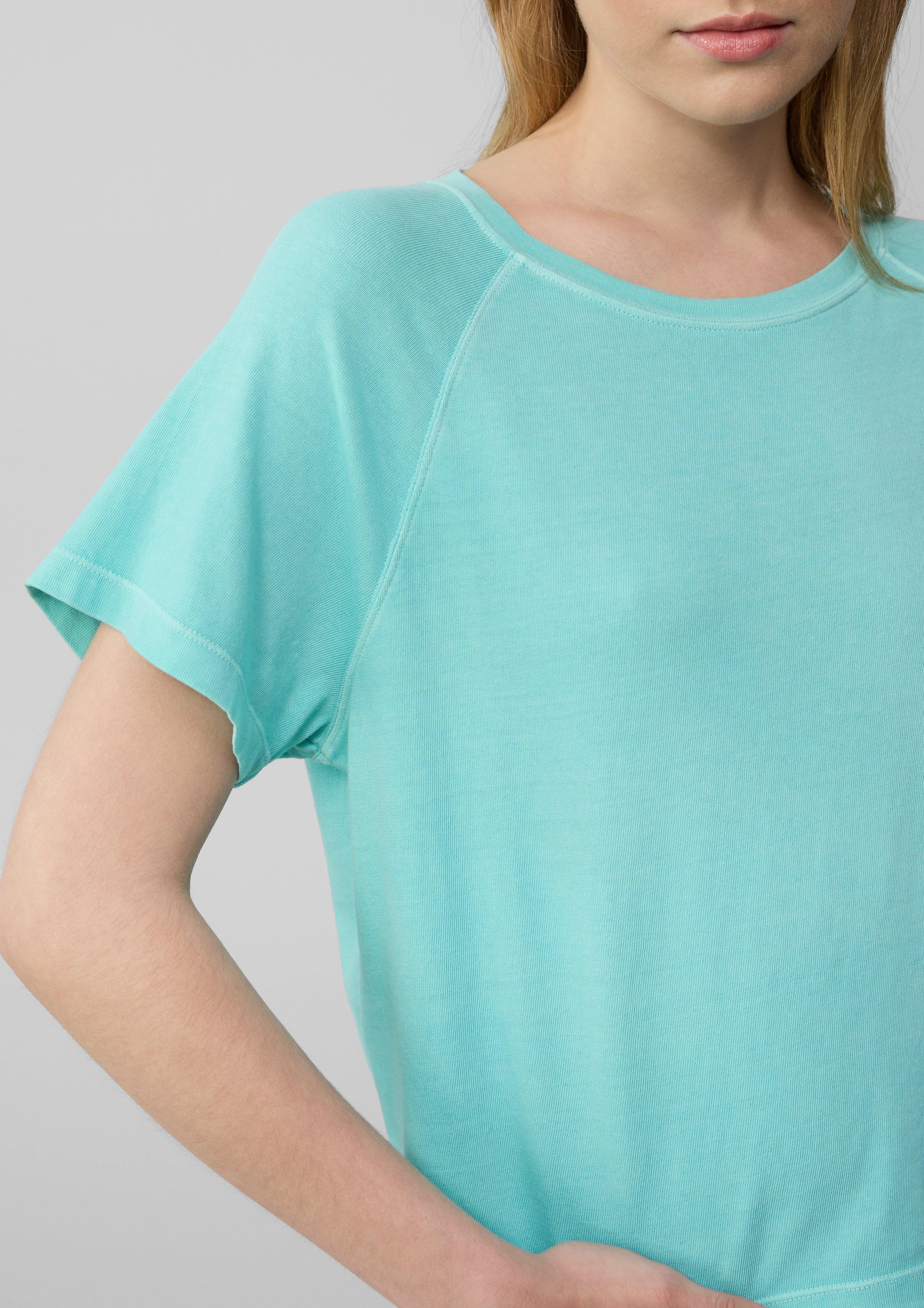 T-shirt in 6099, 3533, 9999 & 0750