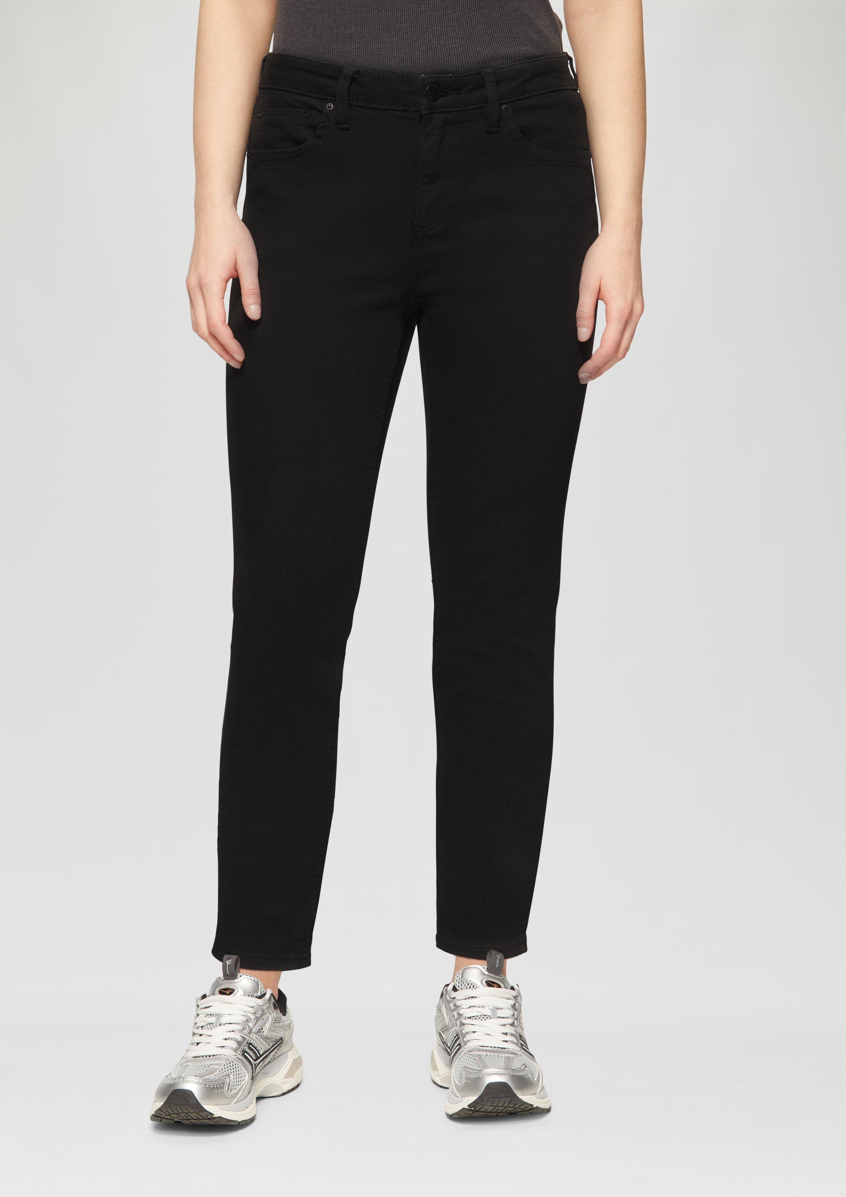 Jeans in 9999 &amp; 0200