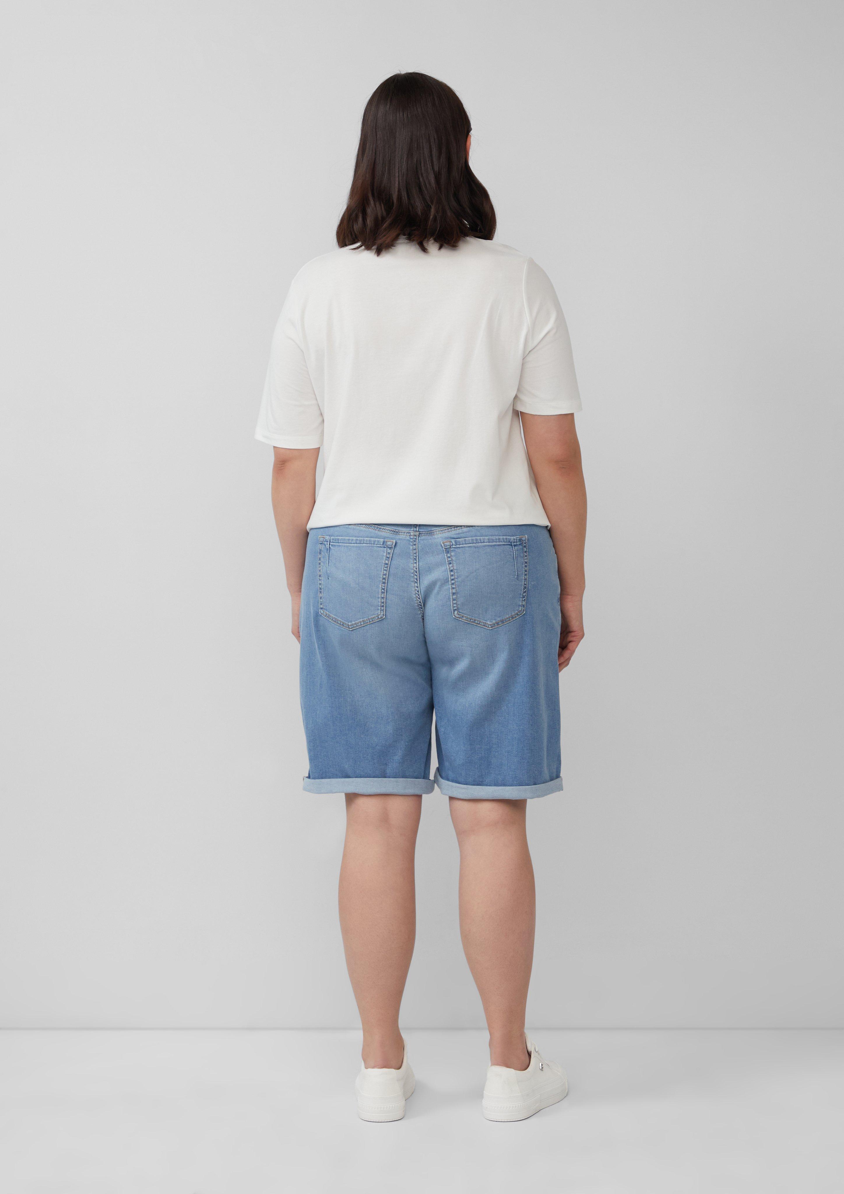 T-shirt in 02D1 & 59D1