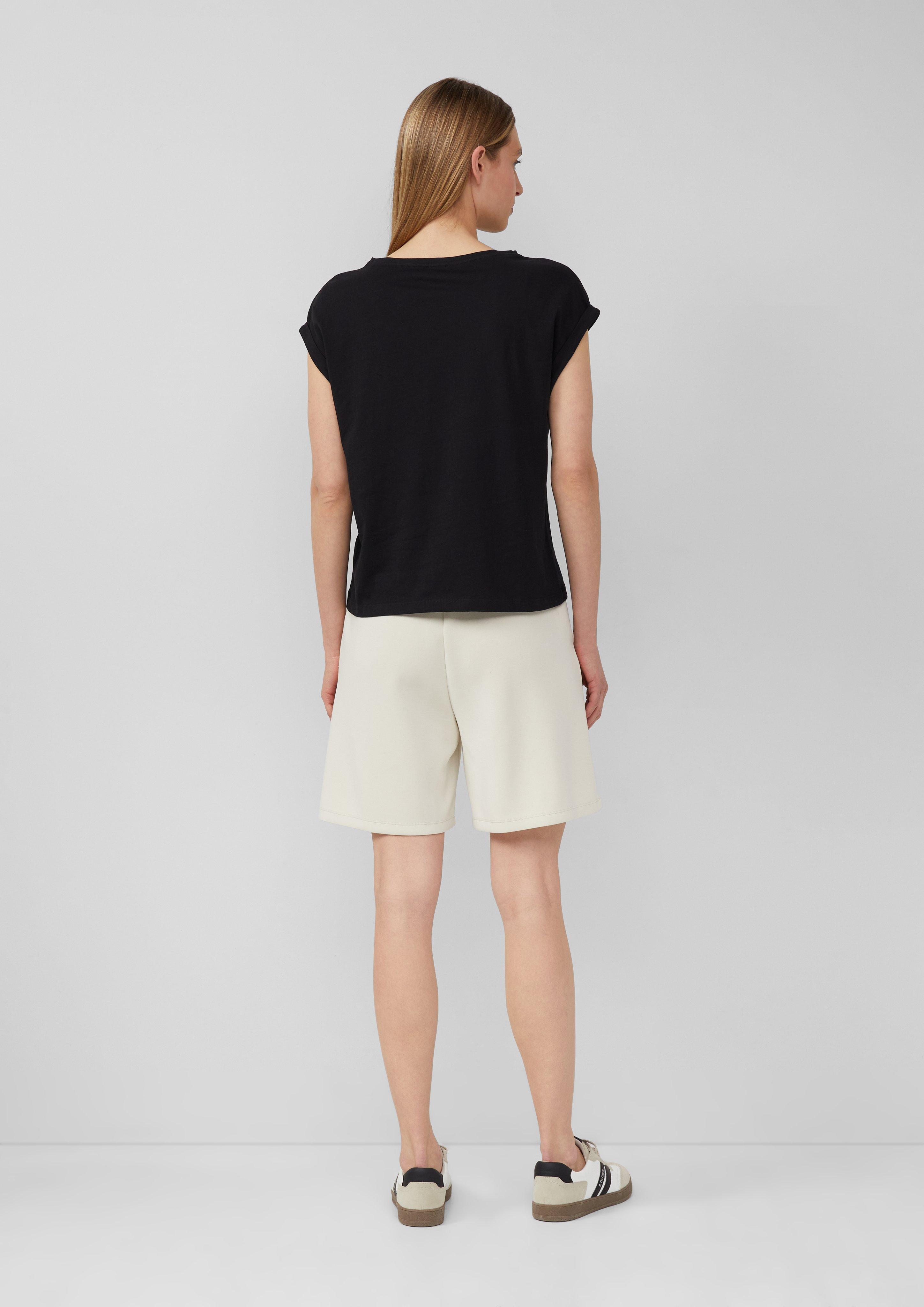 T-Shirt in 99D0, 99D1, 07D0, 35D0, 60D1, 01D0 & 60D0