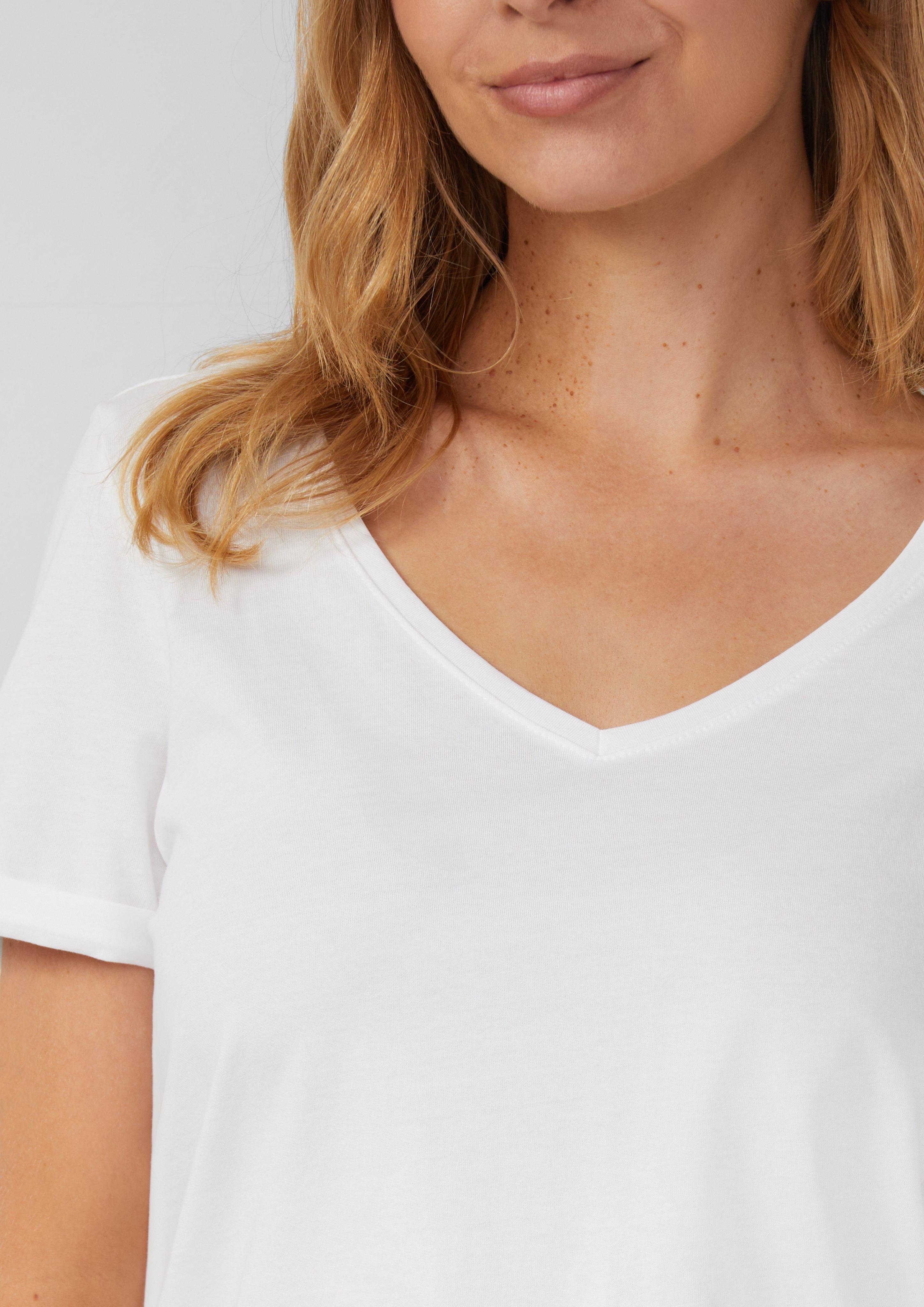 T-Shirt in 0100, 0750, 6099, 3533 & 9999