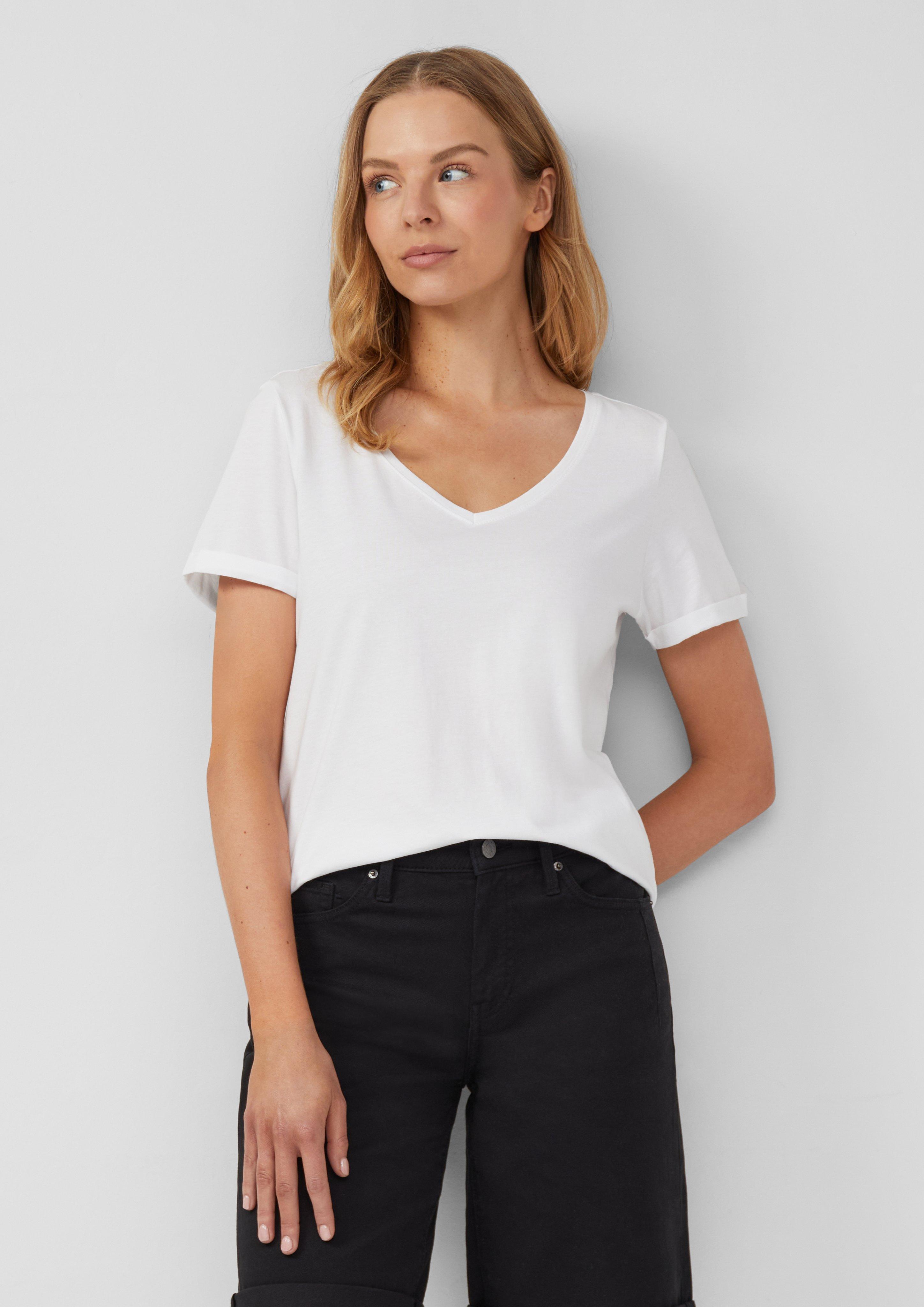 T-Shirt in 0100, 0750, 6099, 3533 & 9999