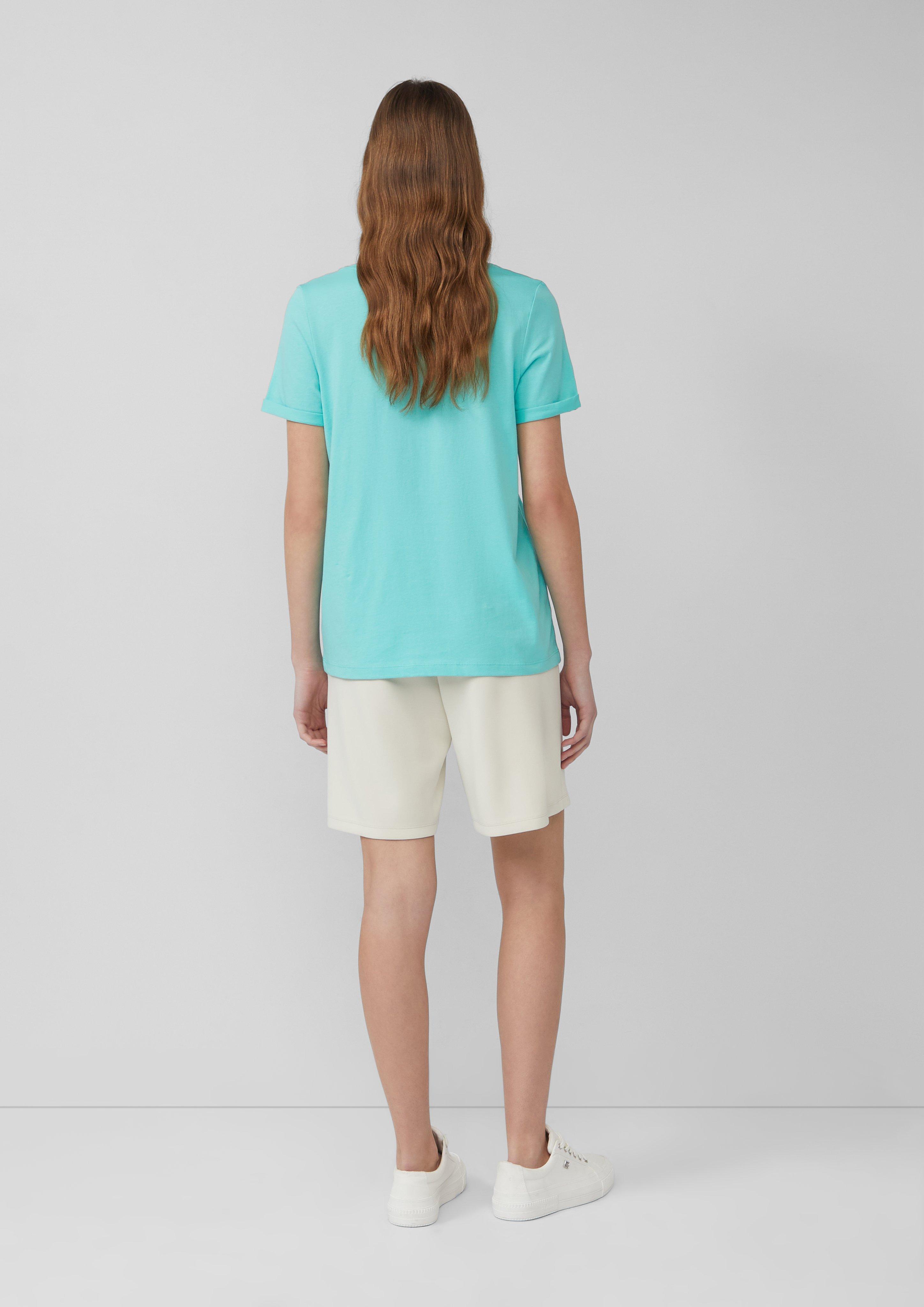 T-shirt in 6099, 0750, 0100, 3533 & 9999