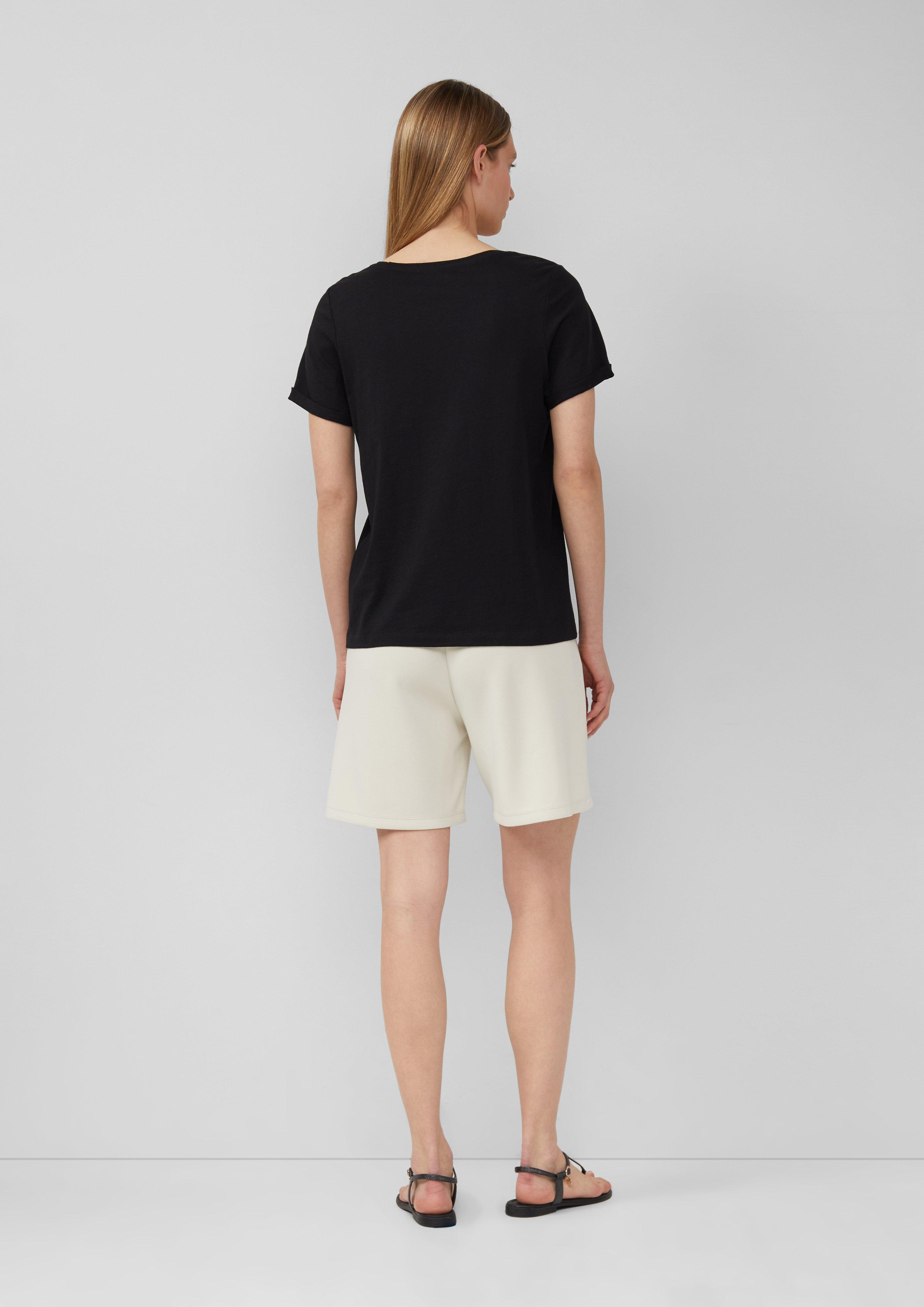 T-Shirt in 9999, 0750, 0100, 6099 & 3533