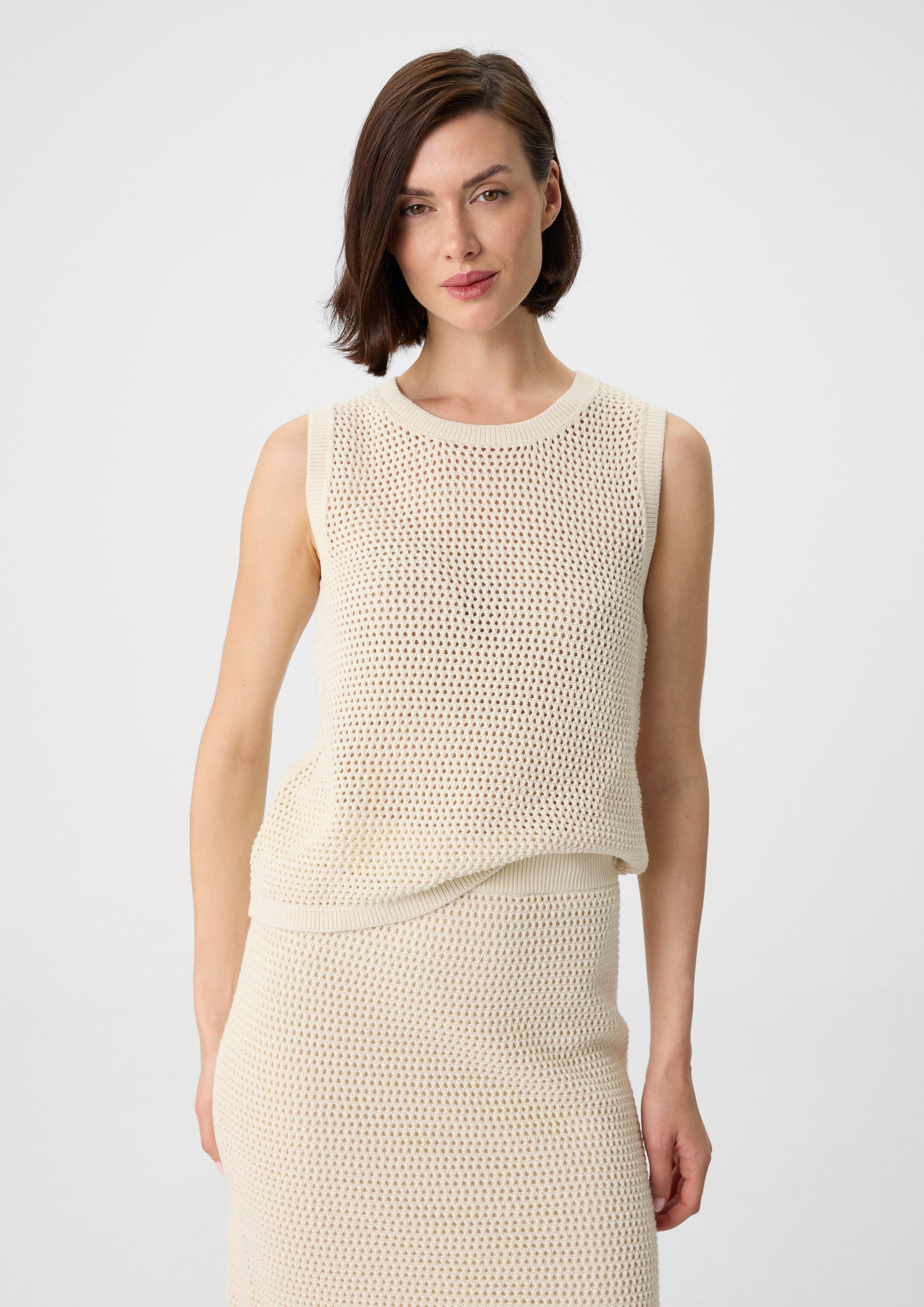 Sleeveless knitted jumper in 