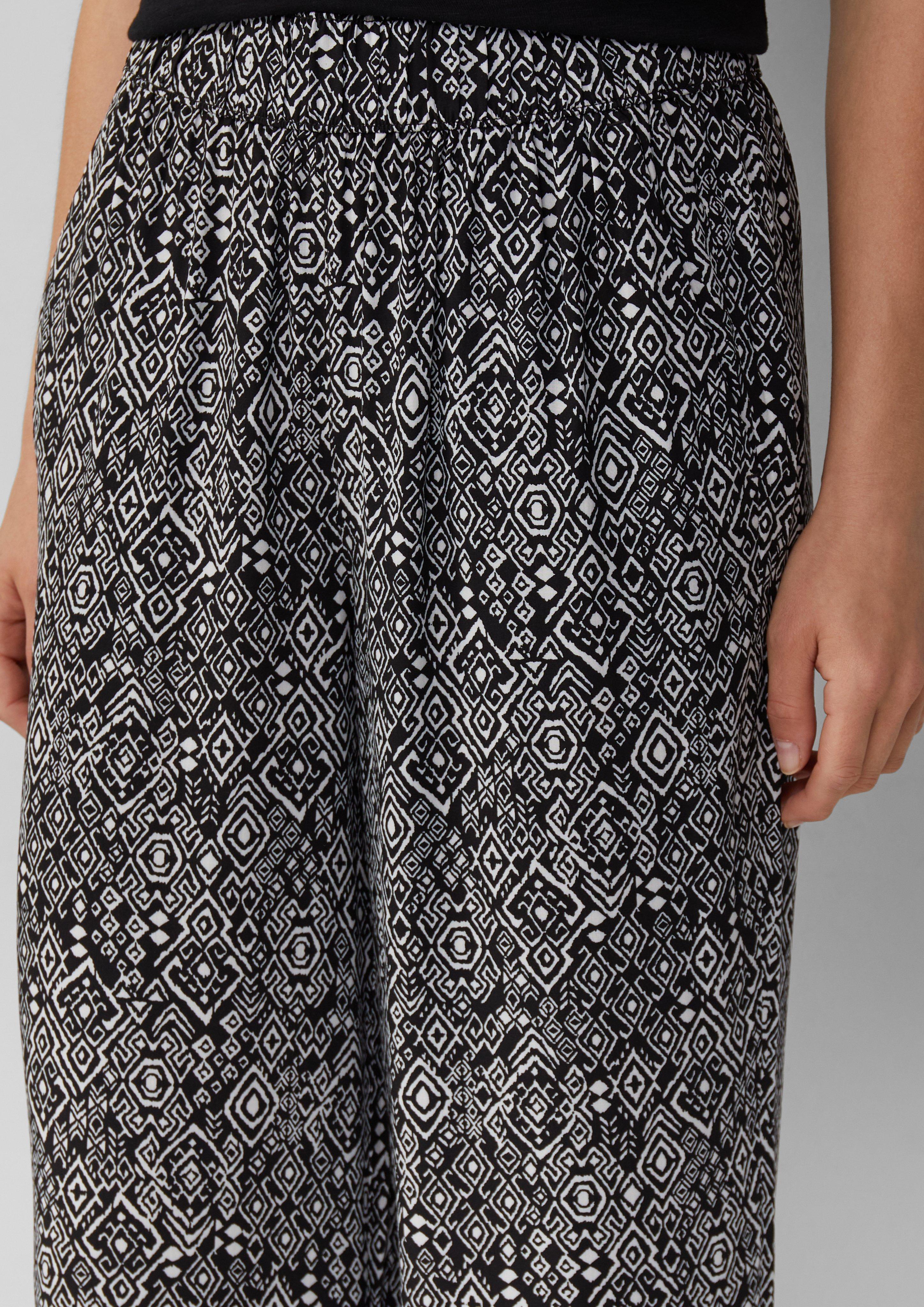 Hose in 99B0, 0750, 3533 & 35B0