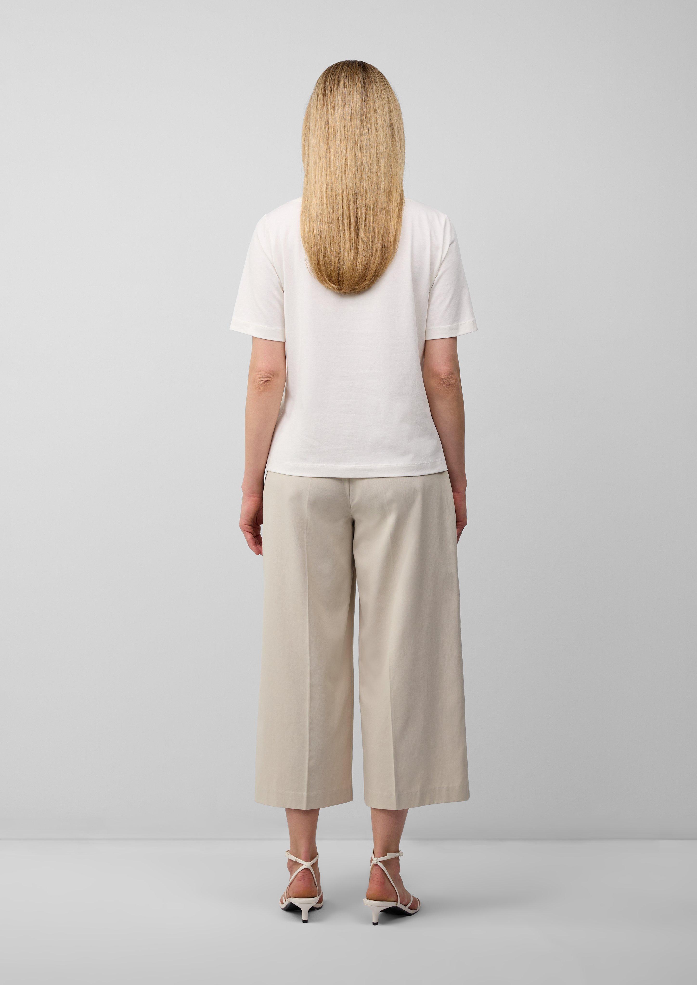 T-shirt in 02D5, 53D5 & 70D5