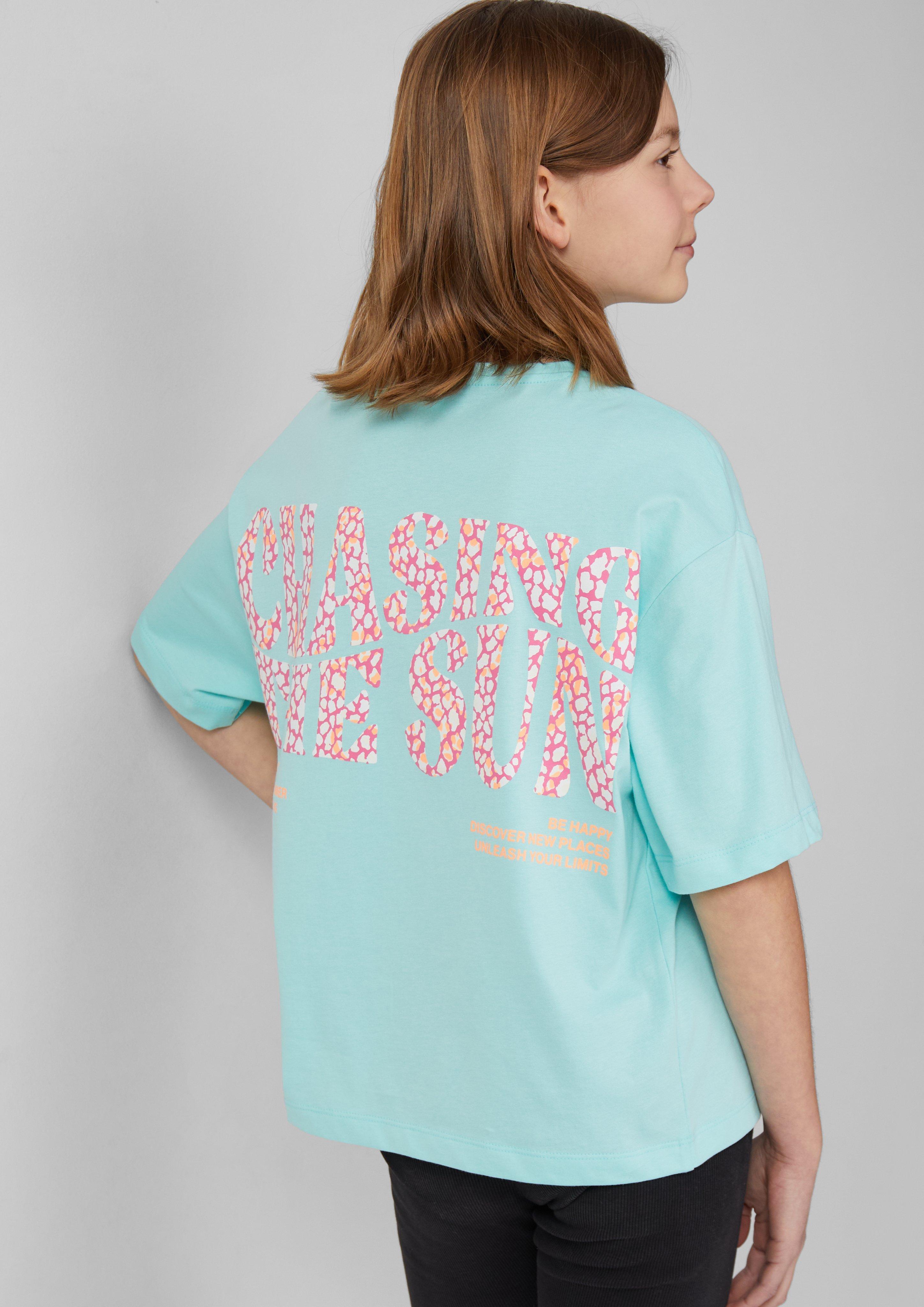 T-shirt in 6115, 0100, 0068, 4424 & 0700