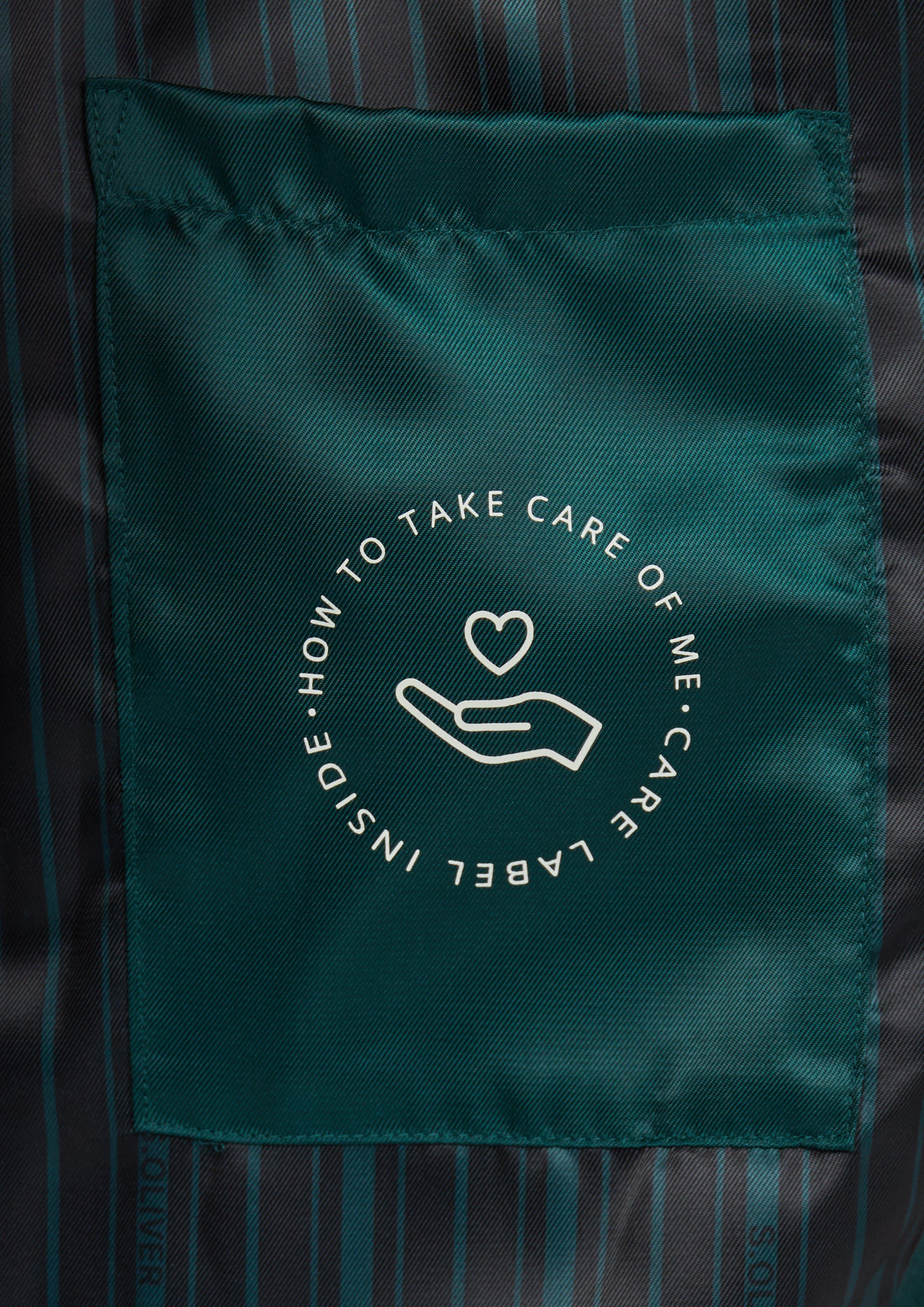 Outdoor-Mantel in 6933, 97W2, 3902, 9999, 89W7, 96W7 & 81W9