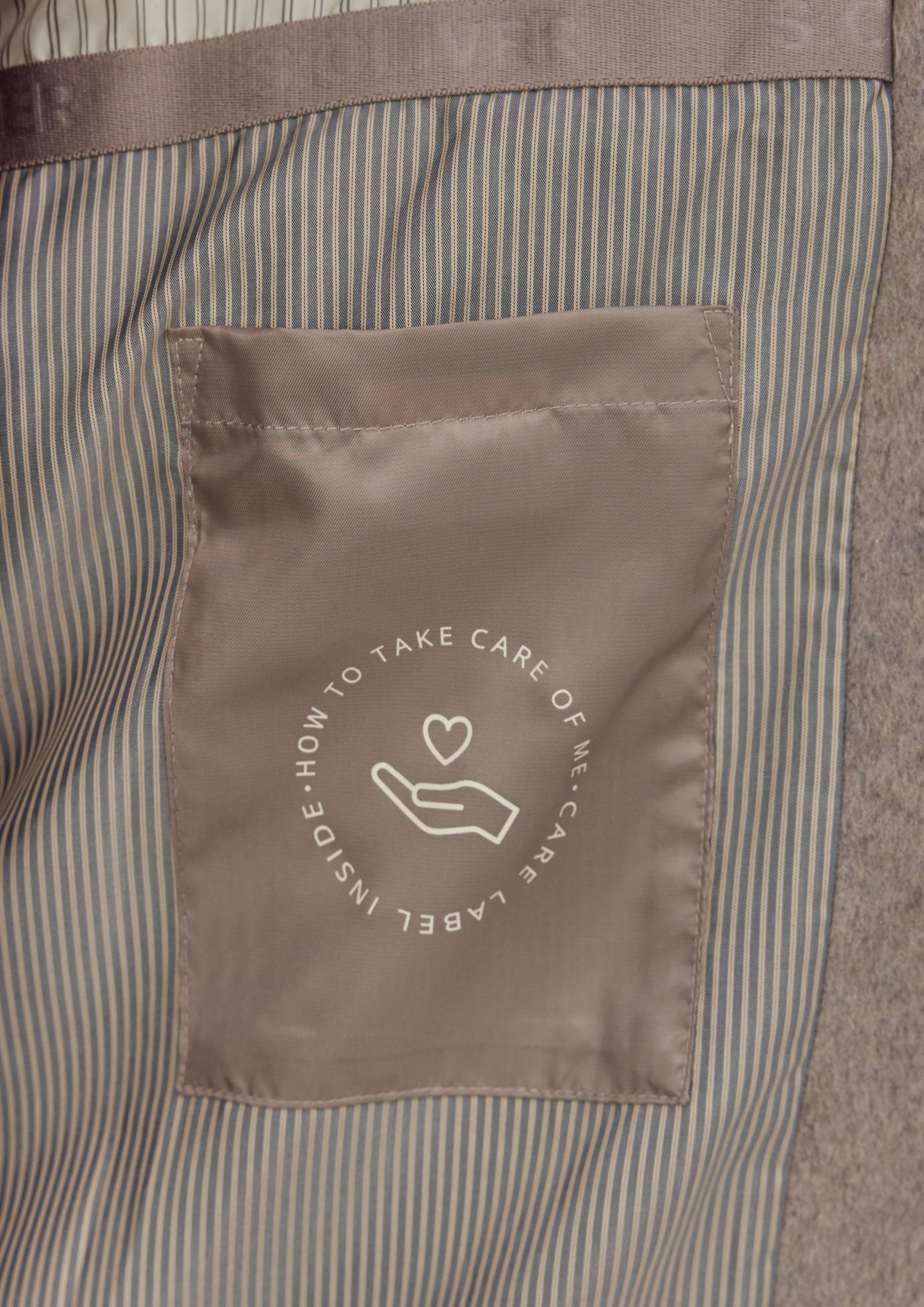 Manteau in 96W7 & 97W2