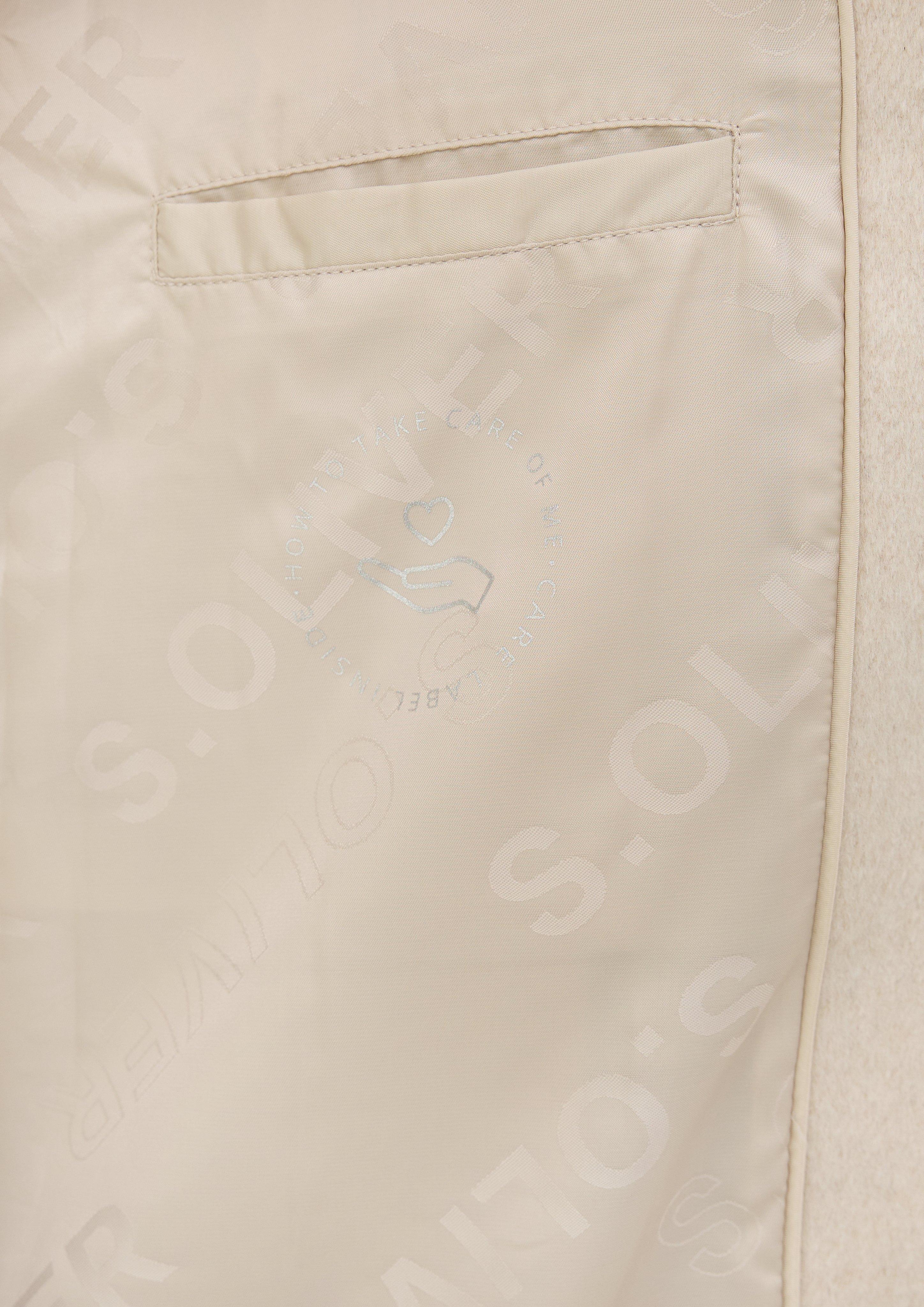 Manteau in 81W9, 6933, 96W7 & 97W2