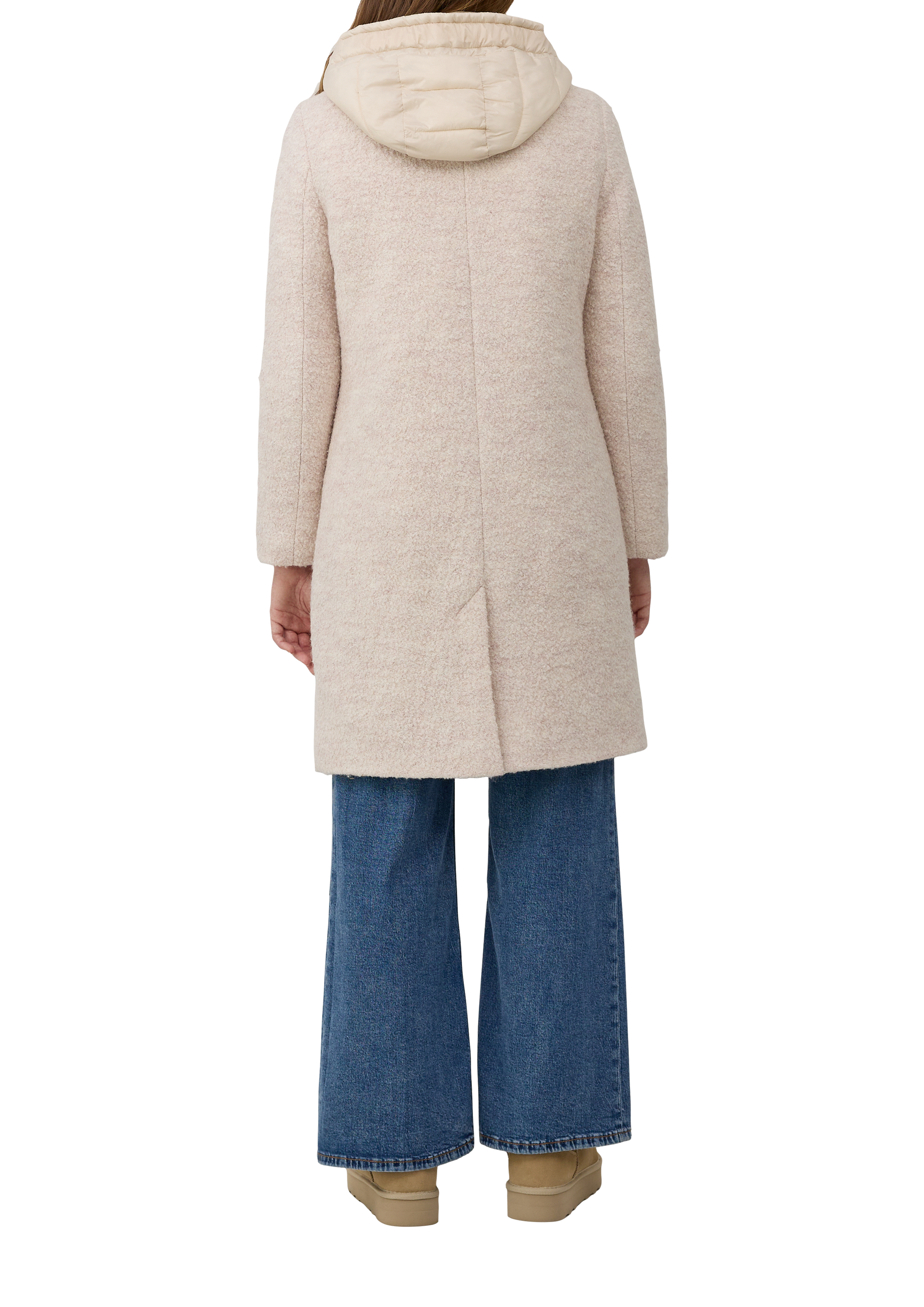 Thumbnail - Outdoor-Mantel