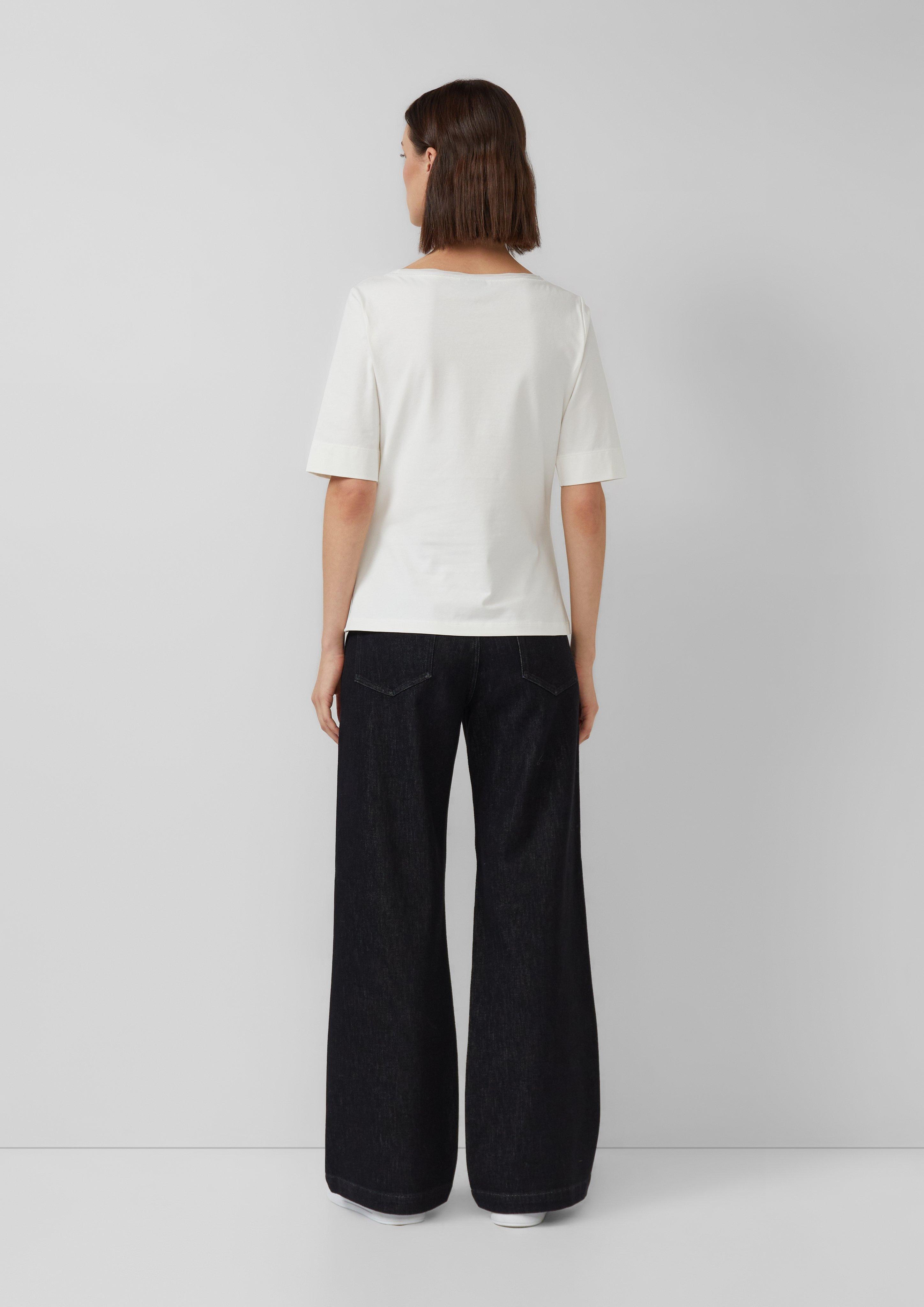 T-shirt in 02D1 & 44D3