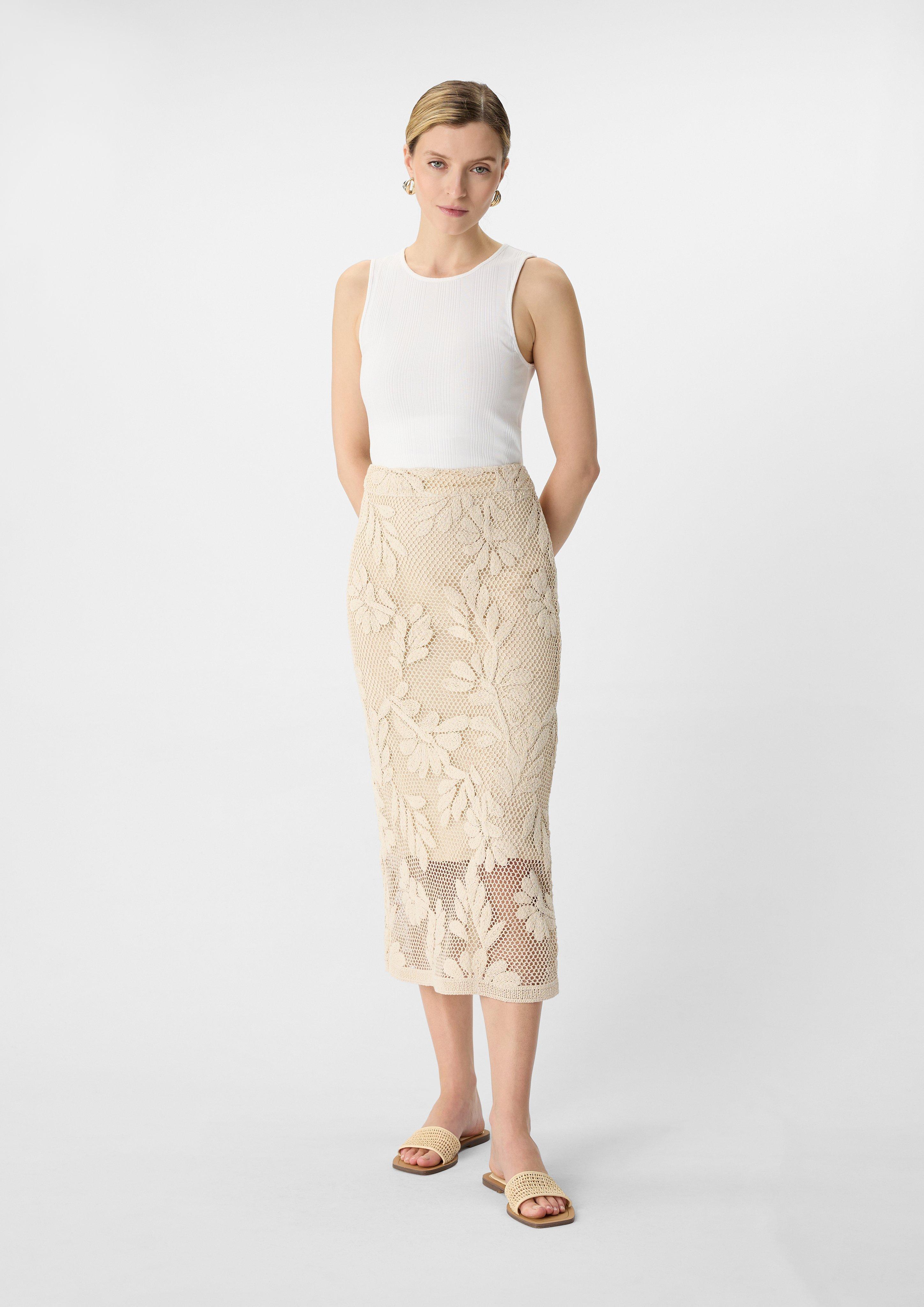 Crochet skirt in midi length with floral pattern - Cream