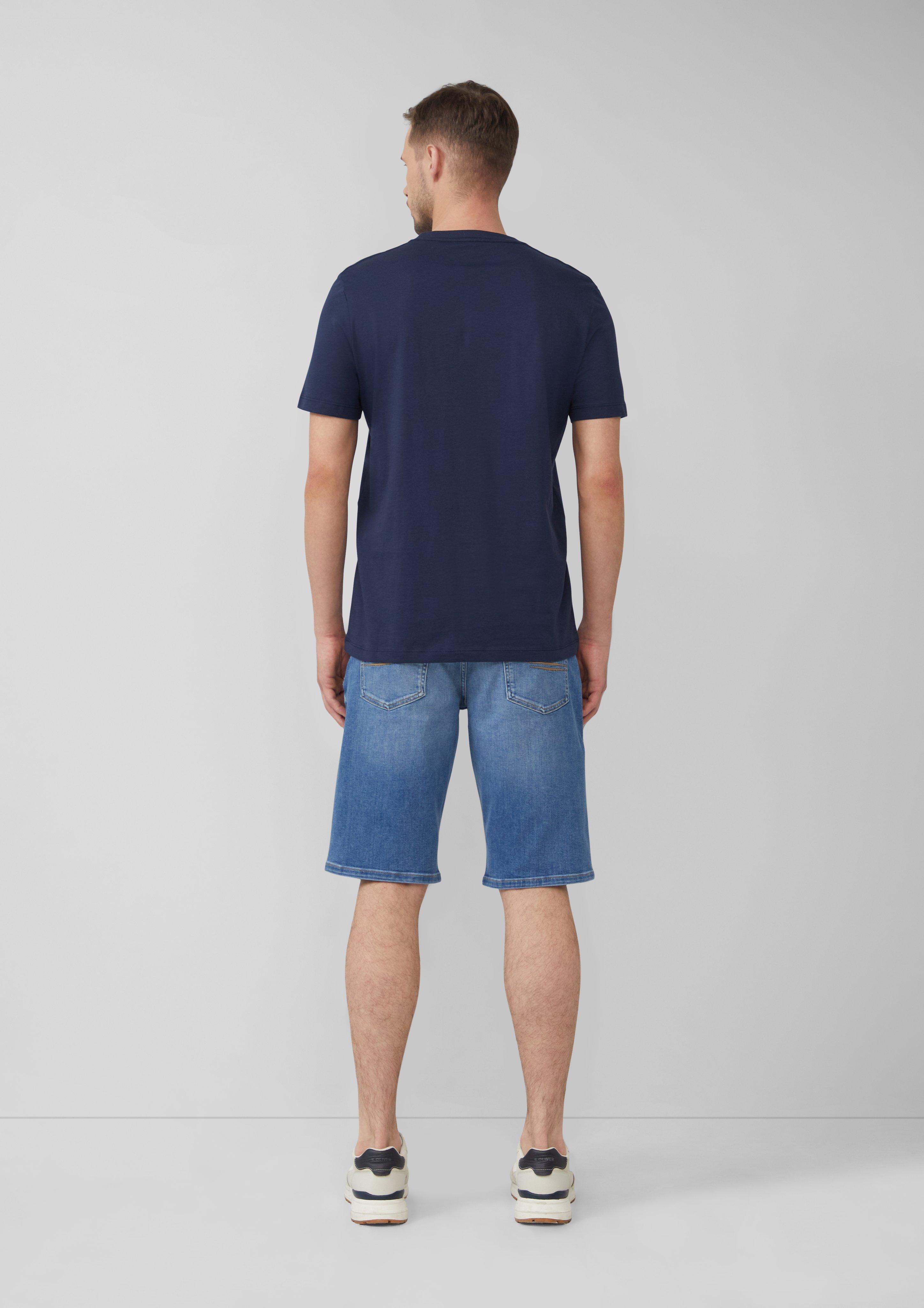 T-shirt in 58D1, 94D1, 60D1, 60D2, 94D2, 78D1, 78D2, 58D2, 01D1, 01D2 & 20D1