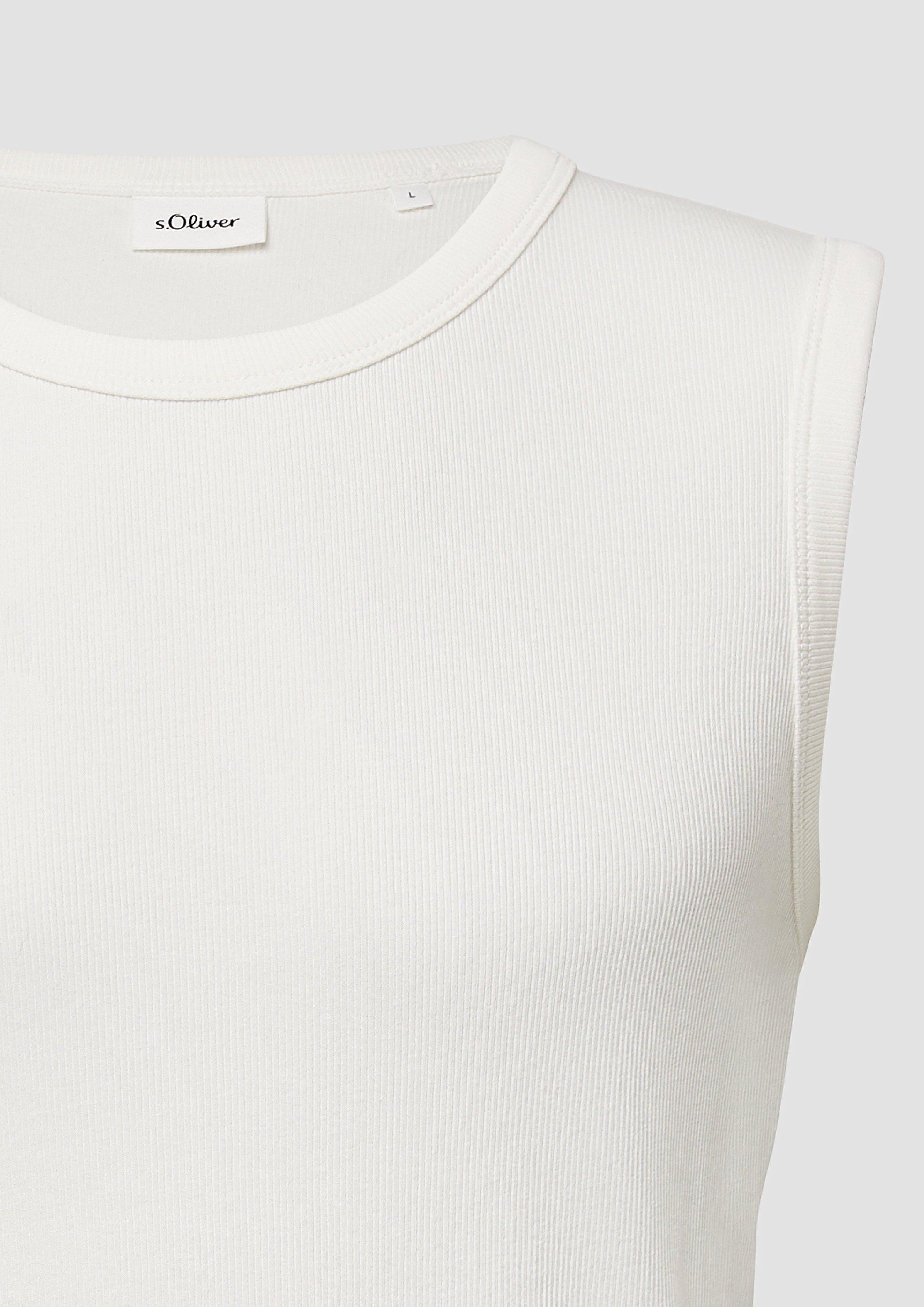 T-shirt in 0120, 7880, 9999 & 5852